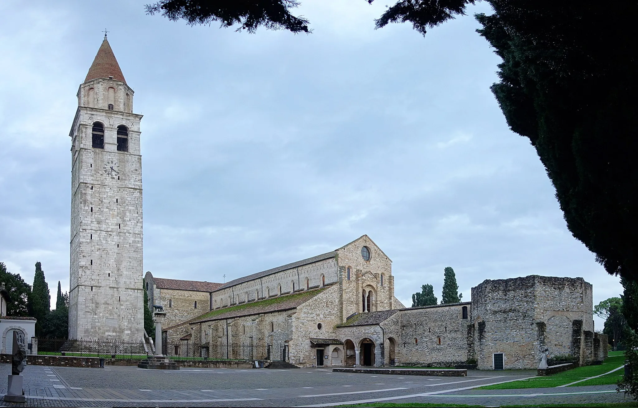 Photo showing: The basilica of the Assumption of St. Mary in Aquileia