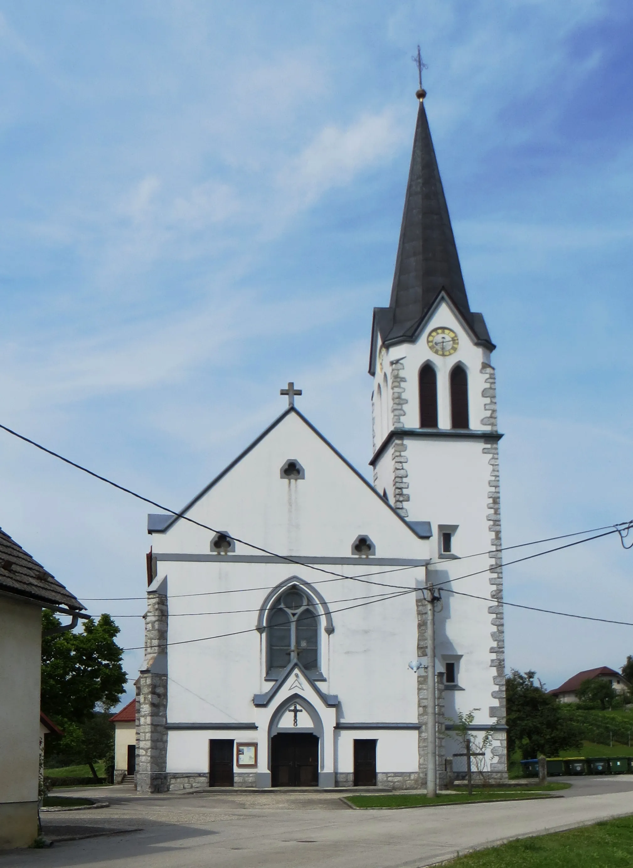 Photo showing: Archangel Michael Church in Šmihel pri Žužemberku, Municipality of Žužemberk, Slovenia