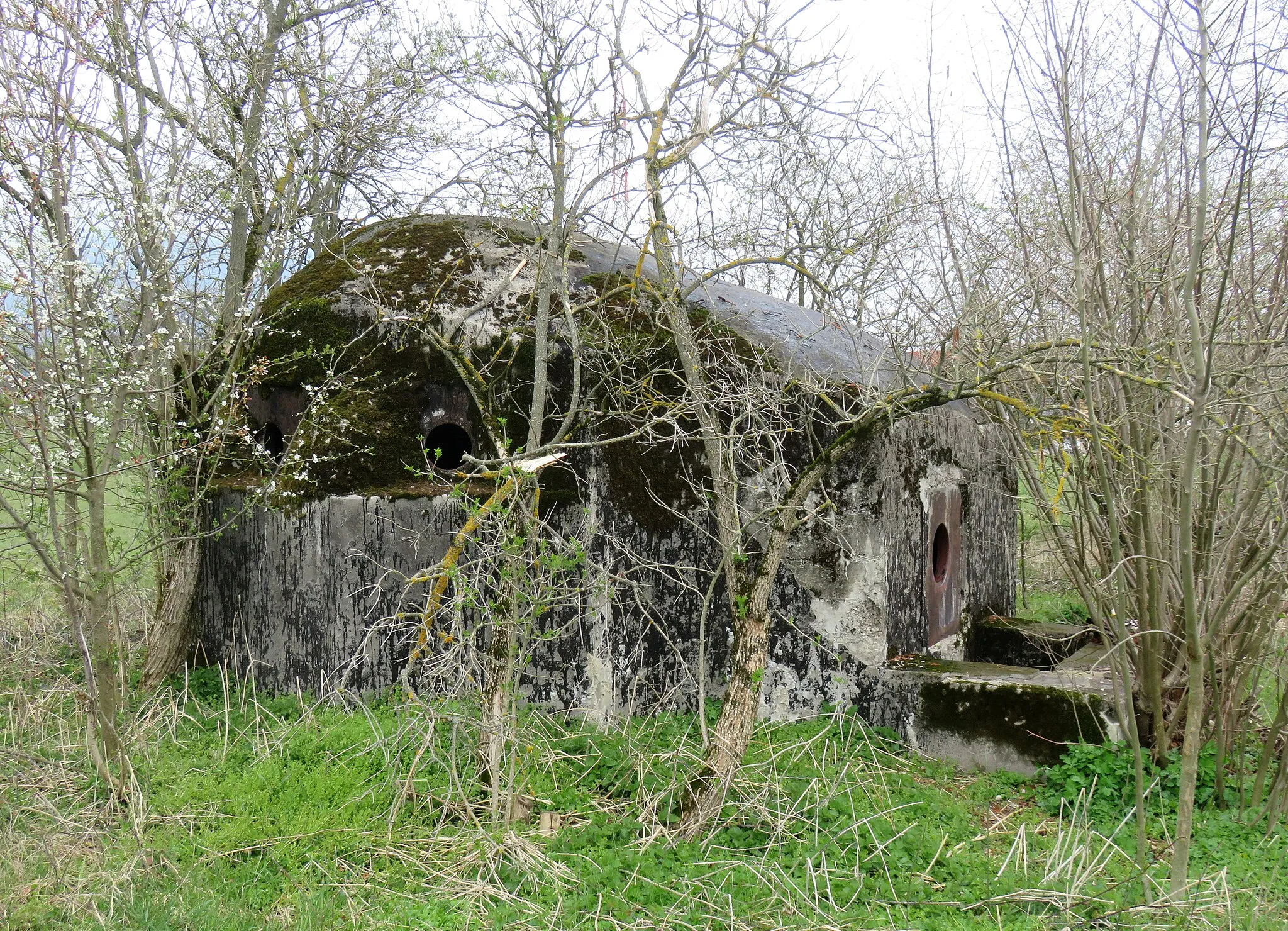 Photo showing: Bunker in Nova Vas pri Lescah, Municipality of Radovljica, Slovenia