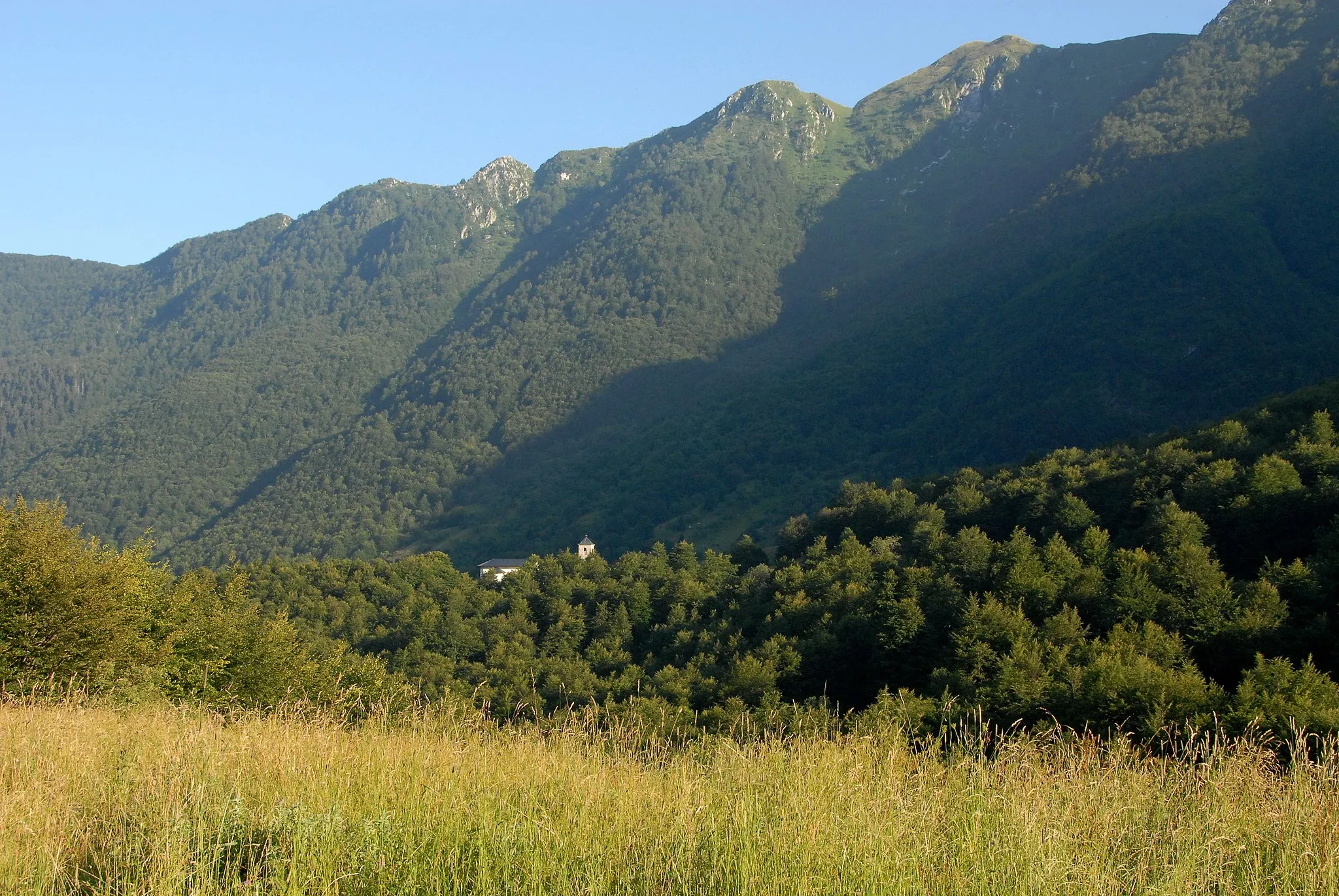 Photo showing: Santa Anna di Carnizza in the upper Uccea-valley, Friuli-Giulia Venezia, Italy