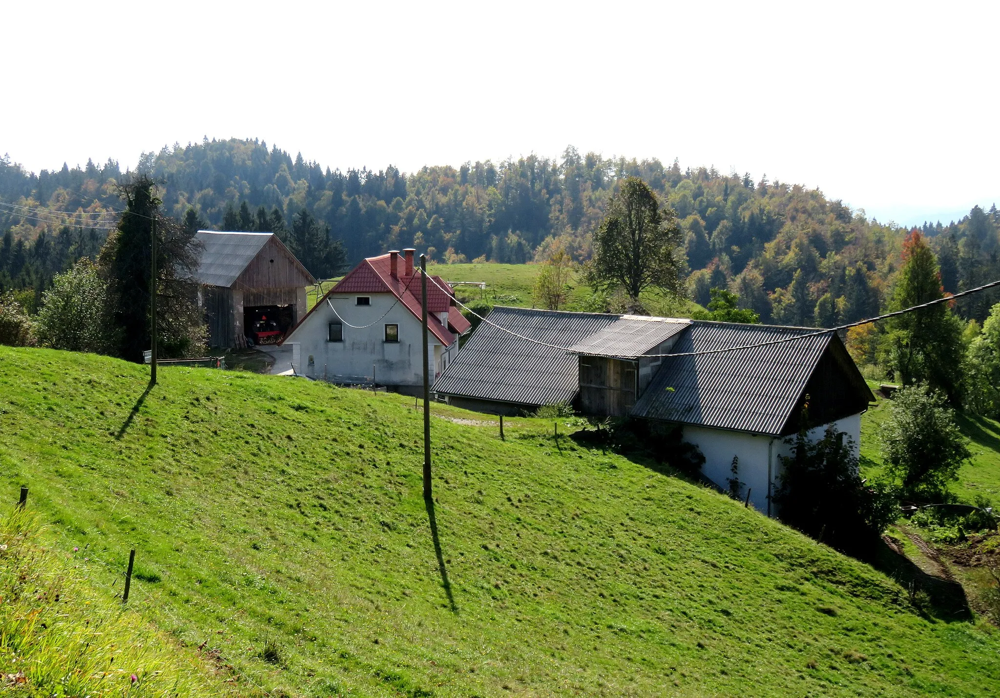 Photo showing: The Peterc farm in Mrzli Vrh, Municipality of Idrija, Slovenia