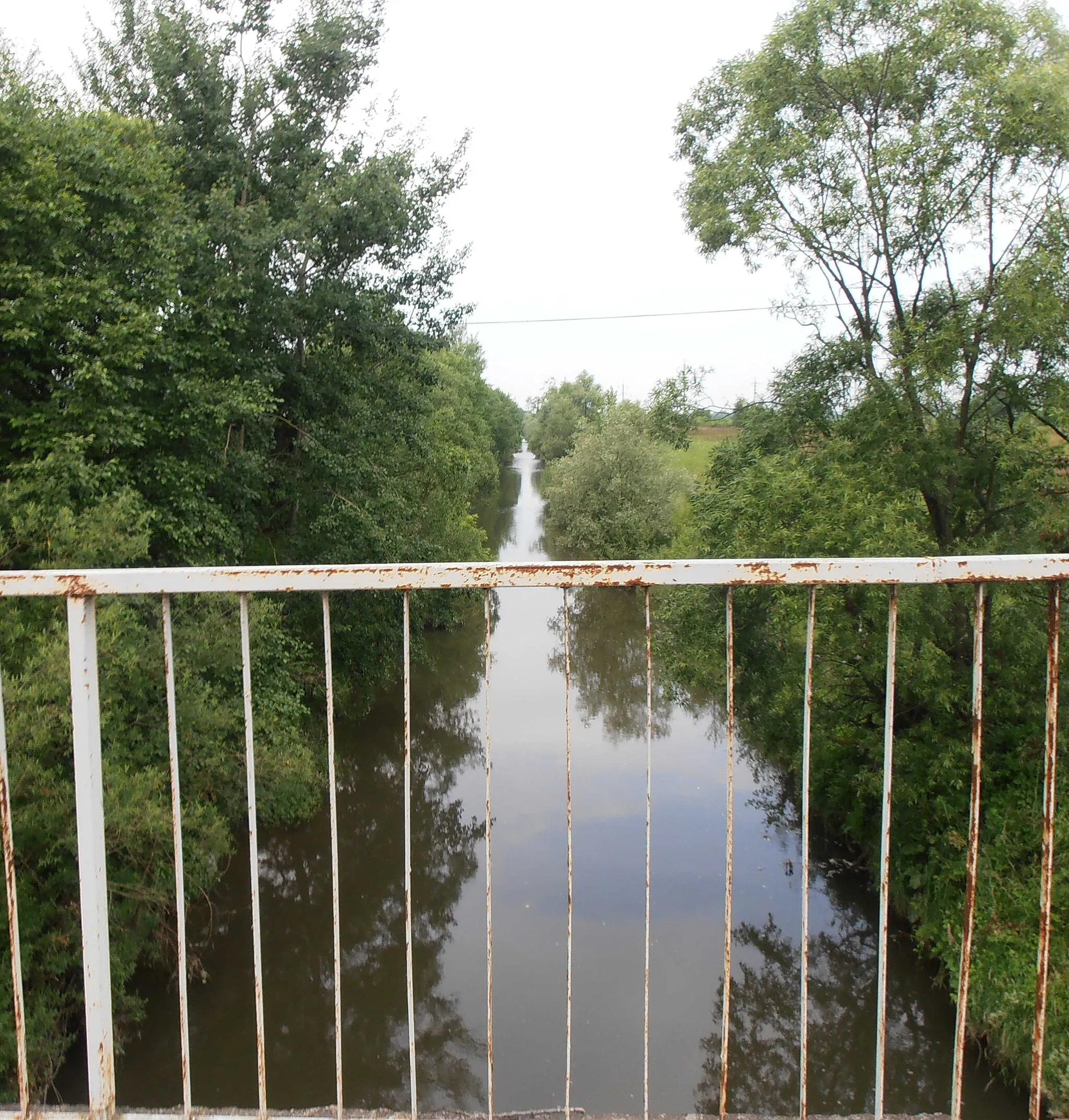 Photo showing: Обвідний канал Сівки. Вигляд з мосту на Копанки