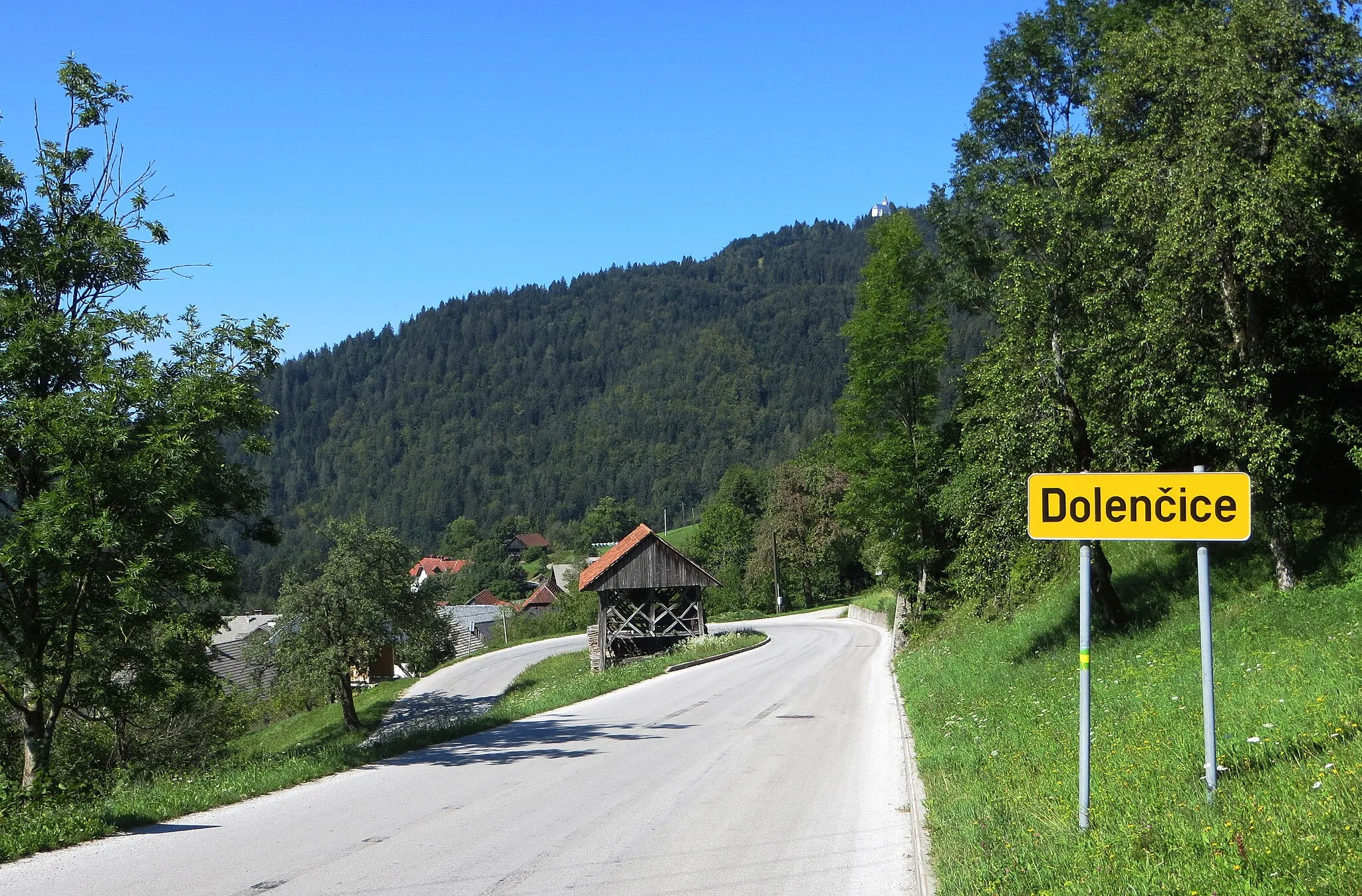Photo showing: Dolenčice, Municipality of Gorenja Vas–Poljane, Slovenia