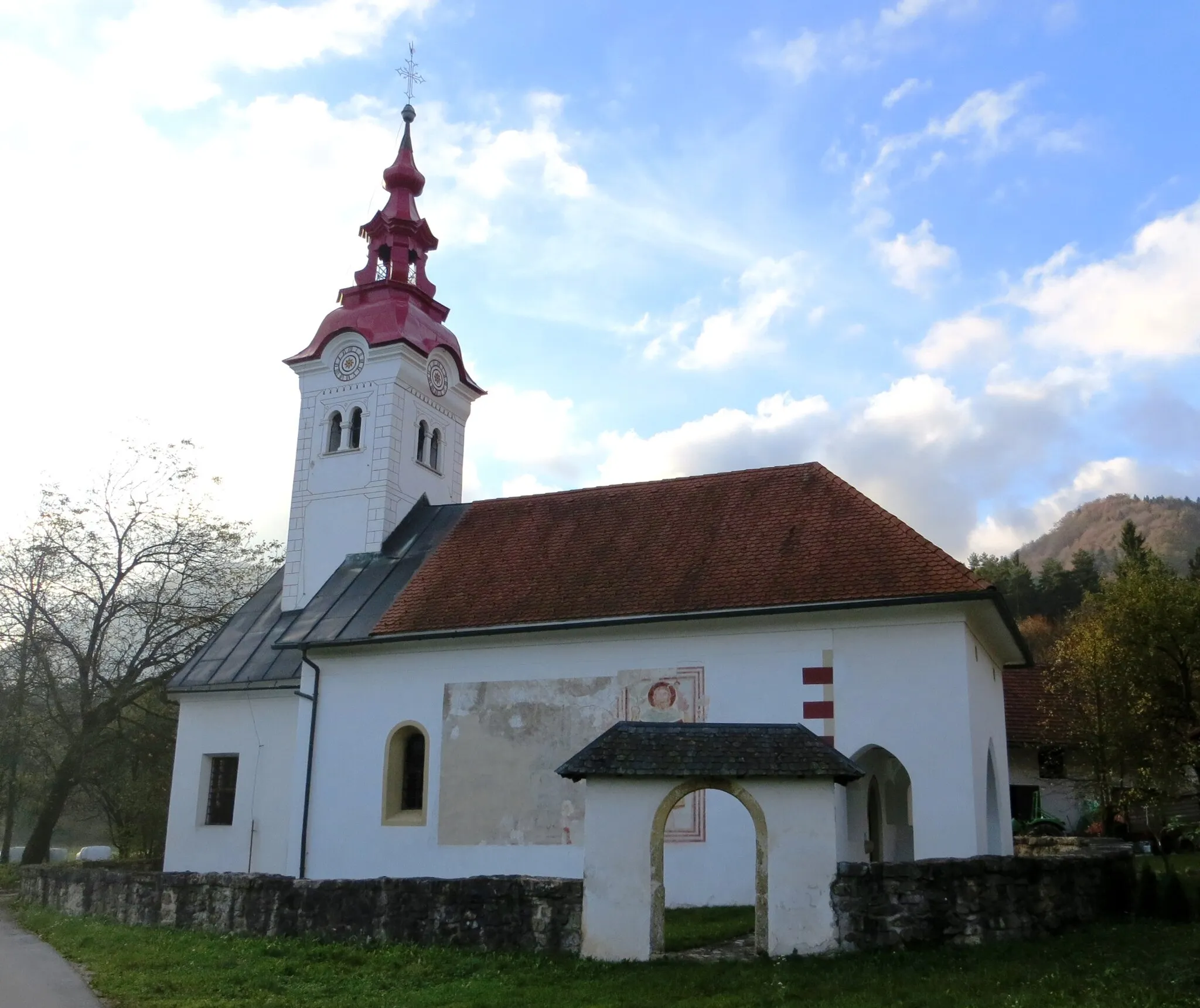 Photo showing: Saint Andrew's Church in Gosteče, Municipality of Škofja Loka, Slovenia