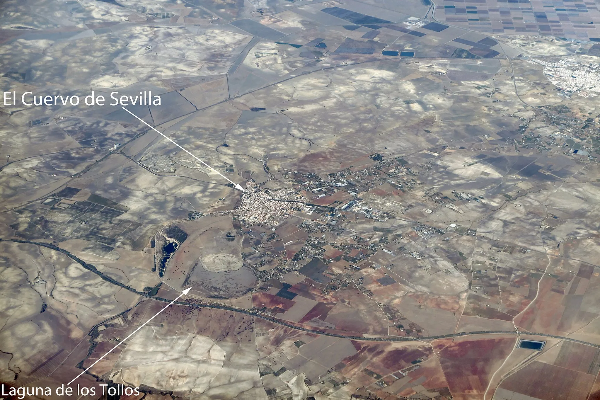 Photo showing: An aerial view of the town of El Cuervo de Sevilla.