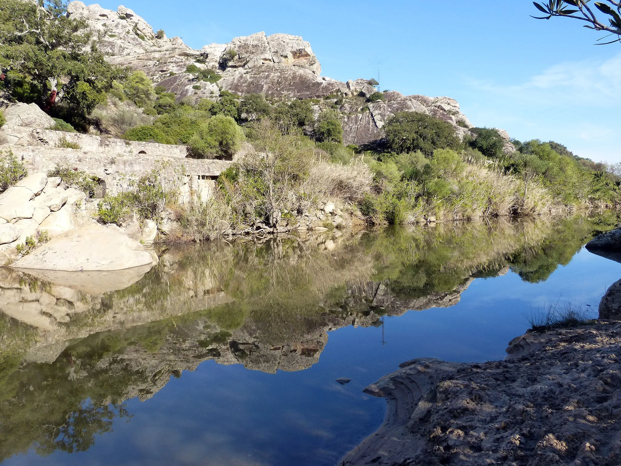 Photo showing: River Hozgarganta , Jimena