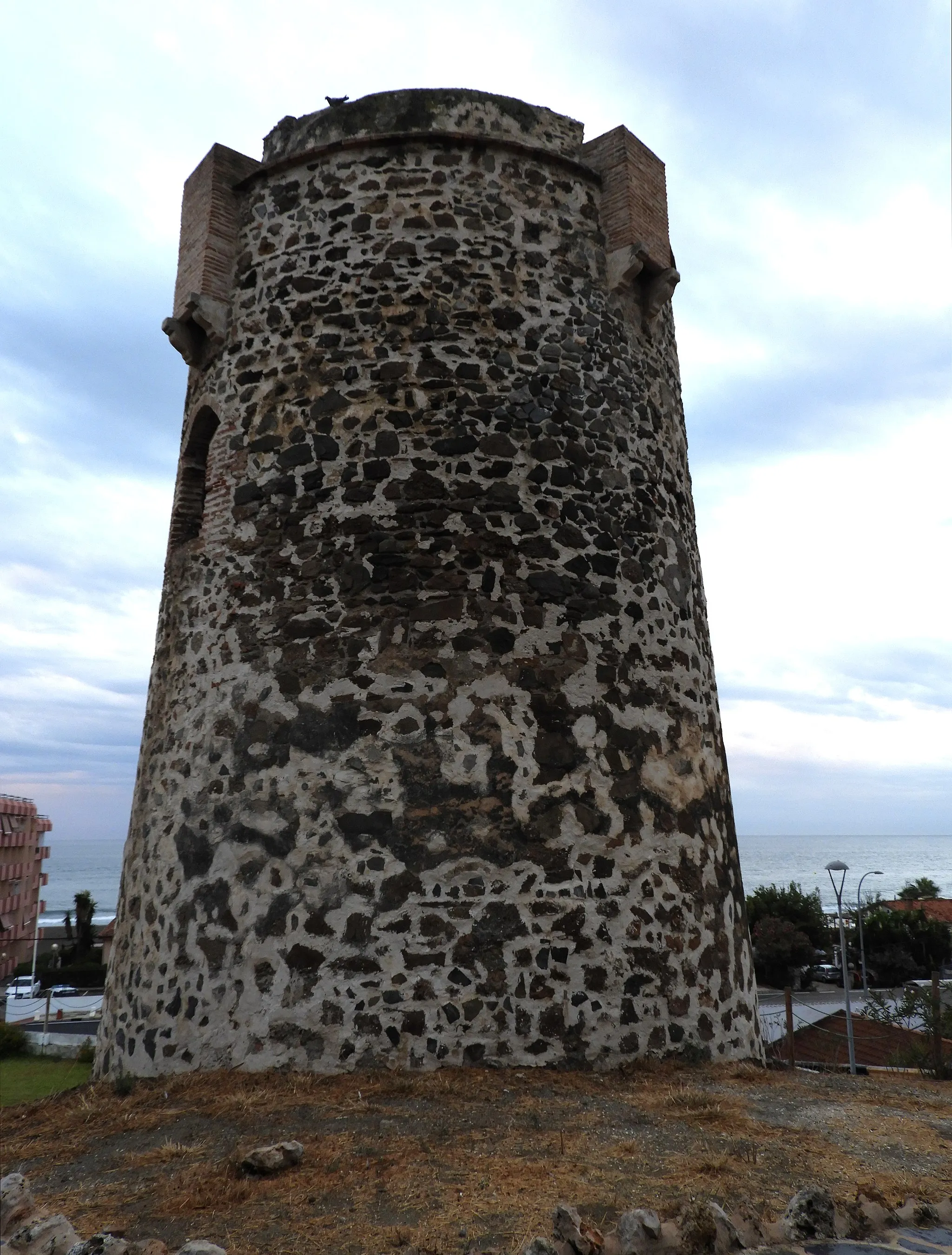 Photo showing: Torre de Benagalbón