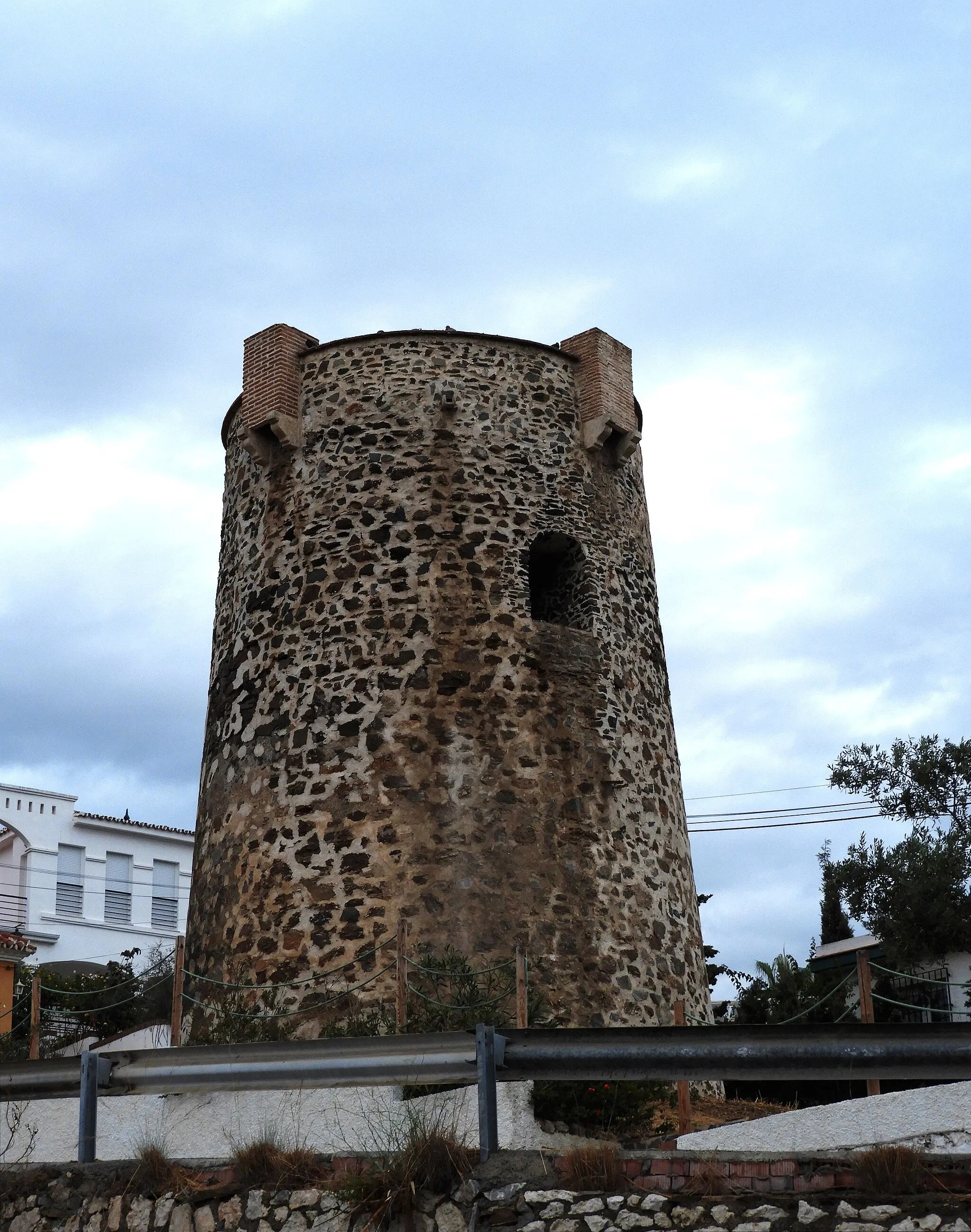 Photo showing: Torre de Benagalbón