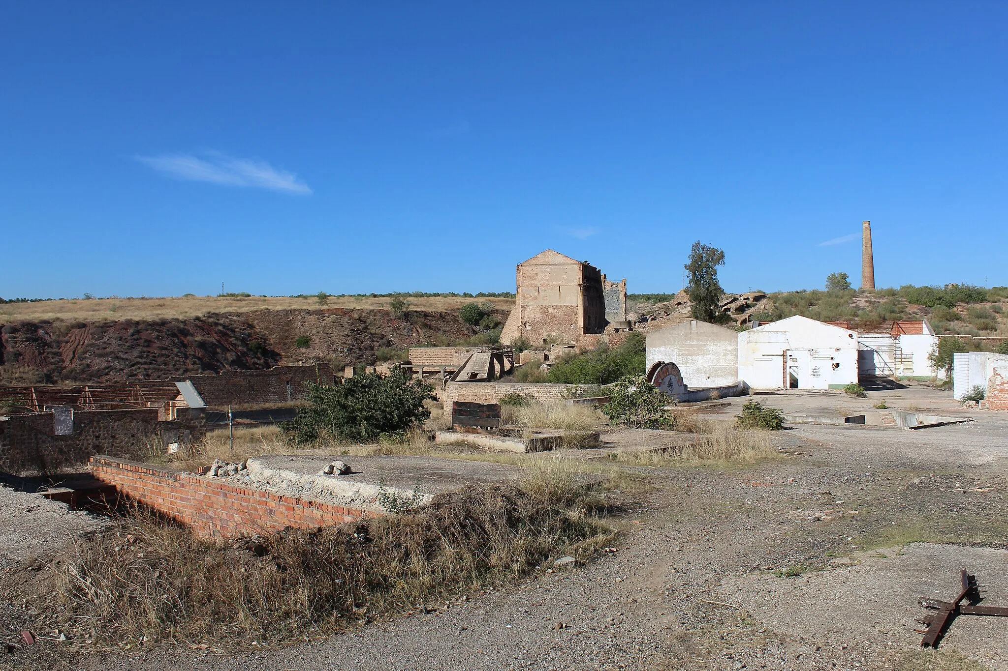 Photo showing: Vista general de la Mina-Fundición La Tortilla, Linares.