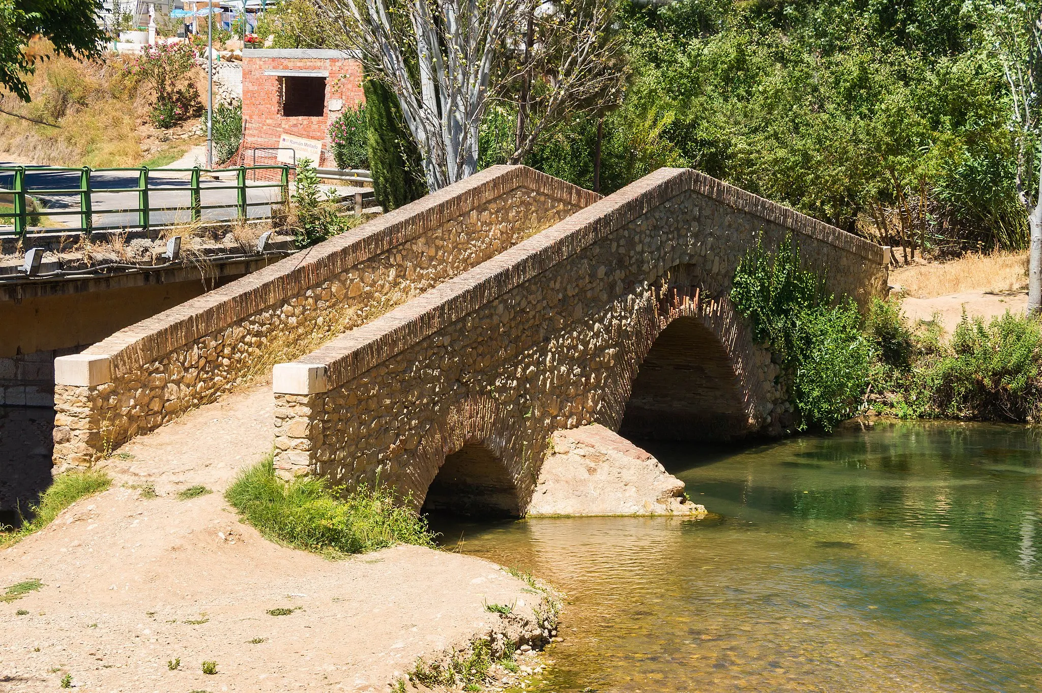 Photo showing: Ancient bridge at Riofrio, on the Frio river, Loja city, Andalusia, Spain.