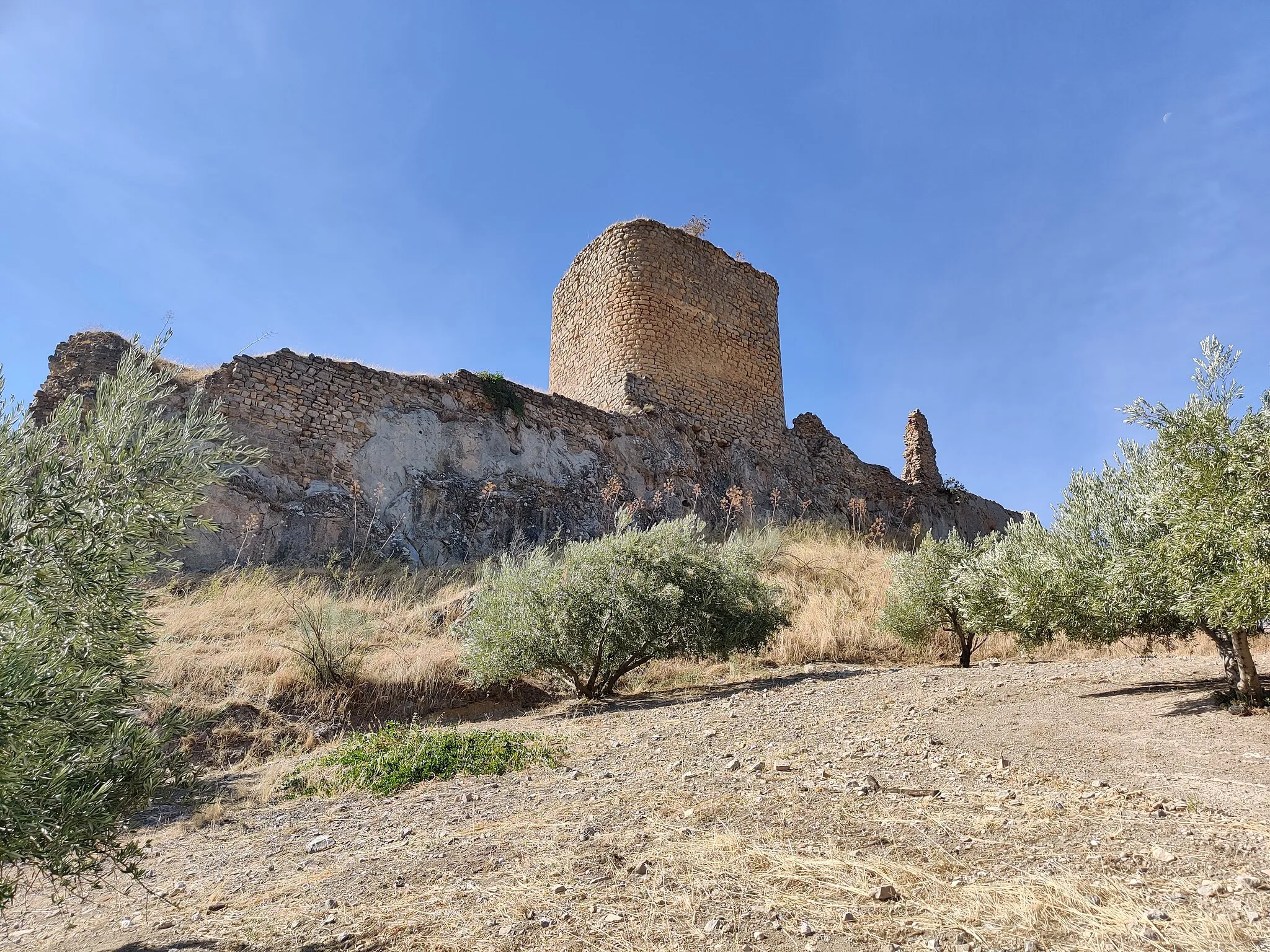 Photo showing: Lado norte del Castillo del Víboras.