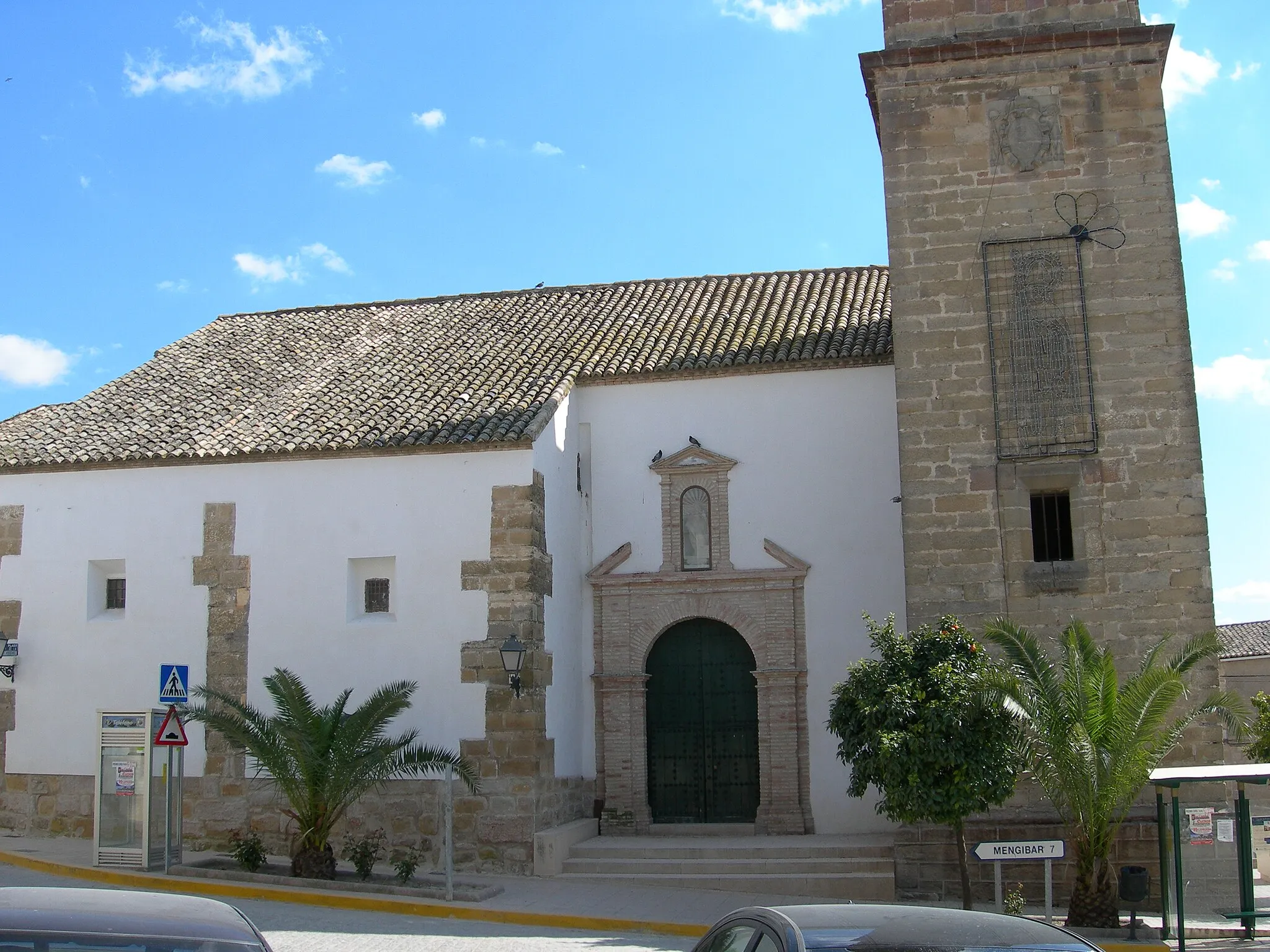 Photo showing: Fachada principal de la Iglesia parroquial de Santa María Magdalena de Cazalilla (Jaén).