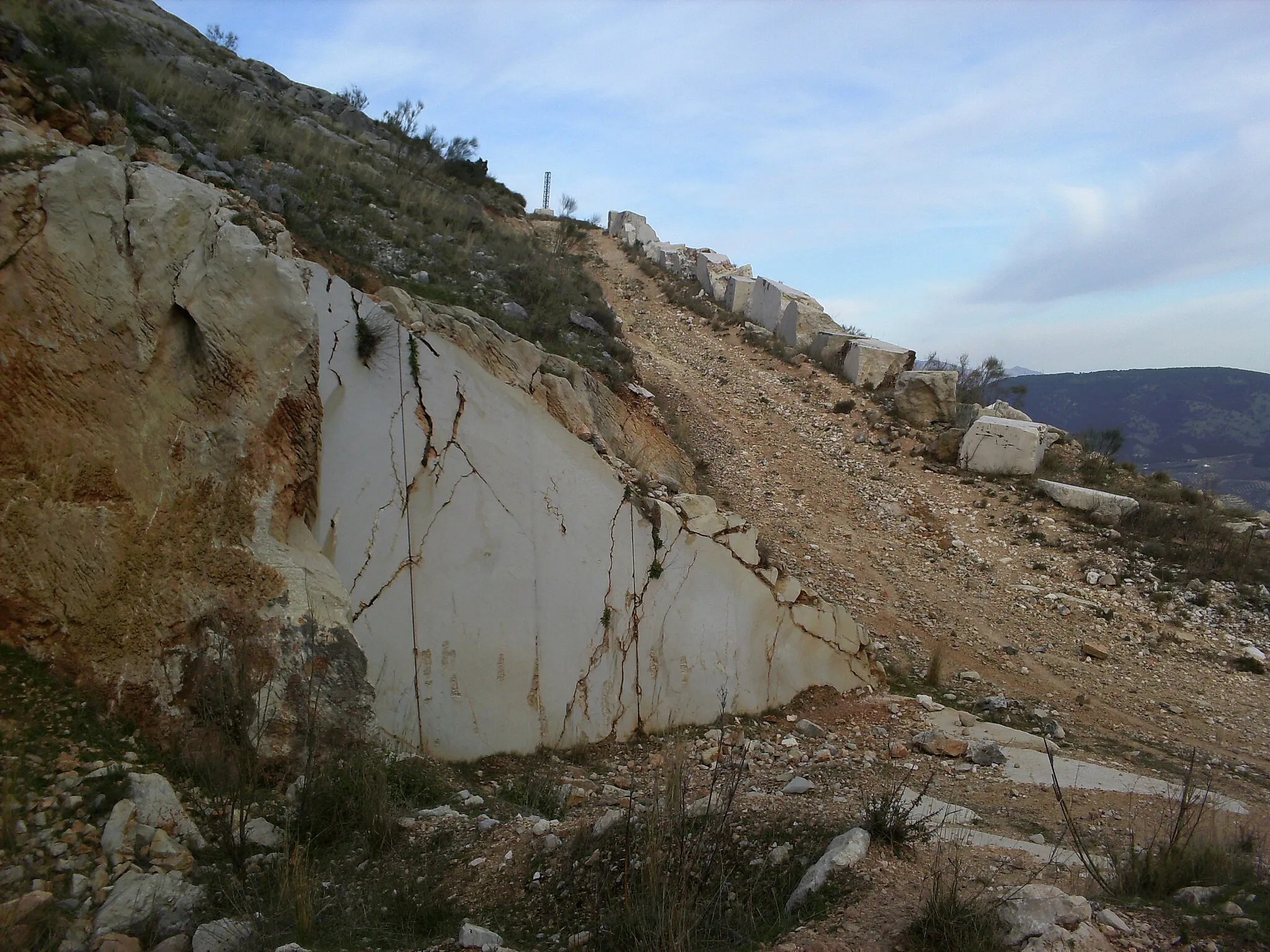 Photo showing: Canteras del cerro de la Fuente de la Peña, en Jaén.