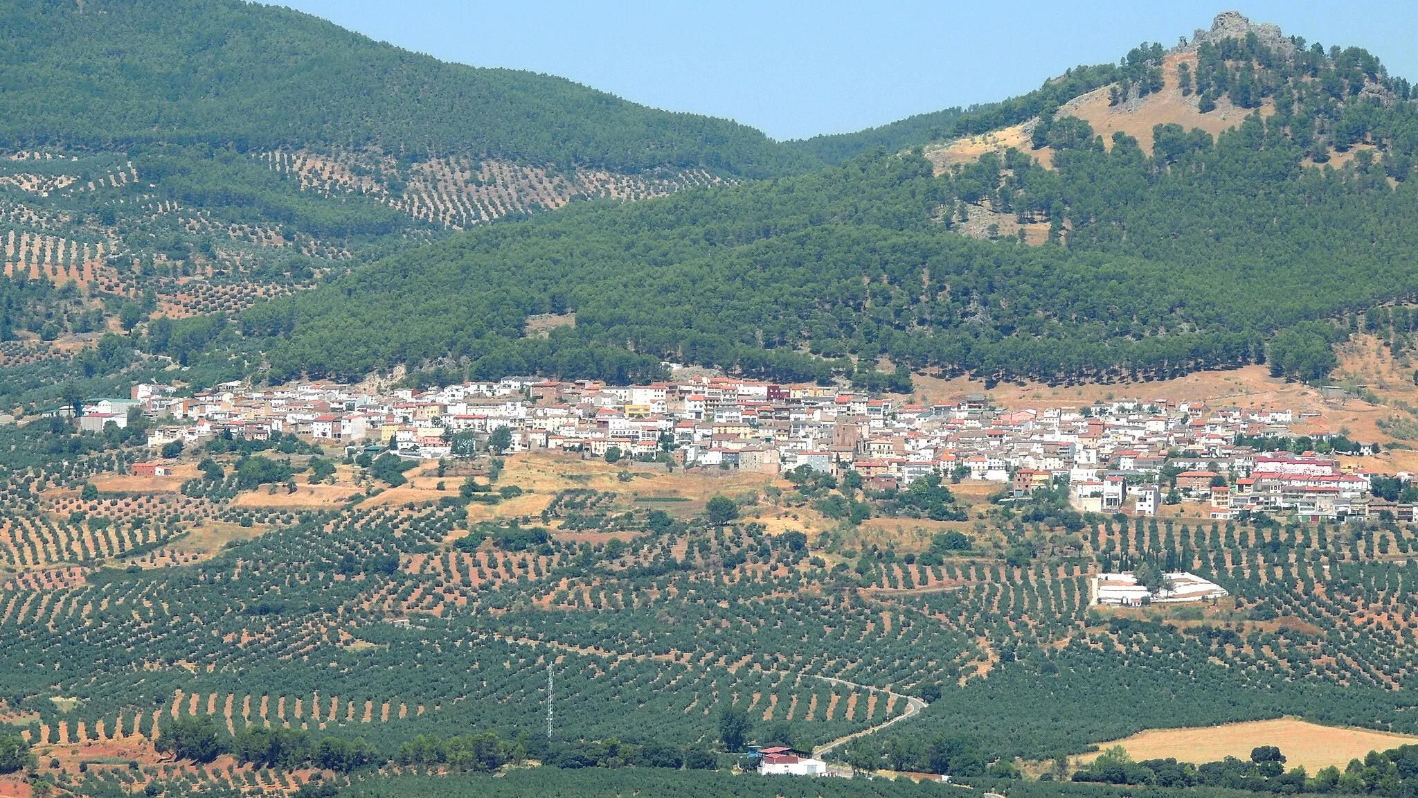 Photo showing: Vista general de Torres de Albanchez, en Jaén (España)