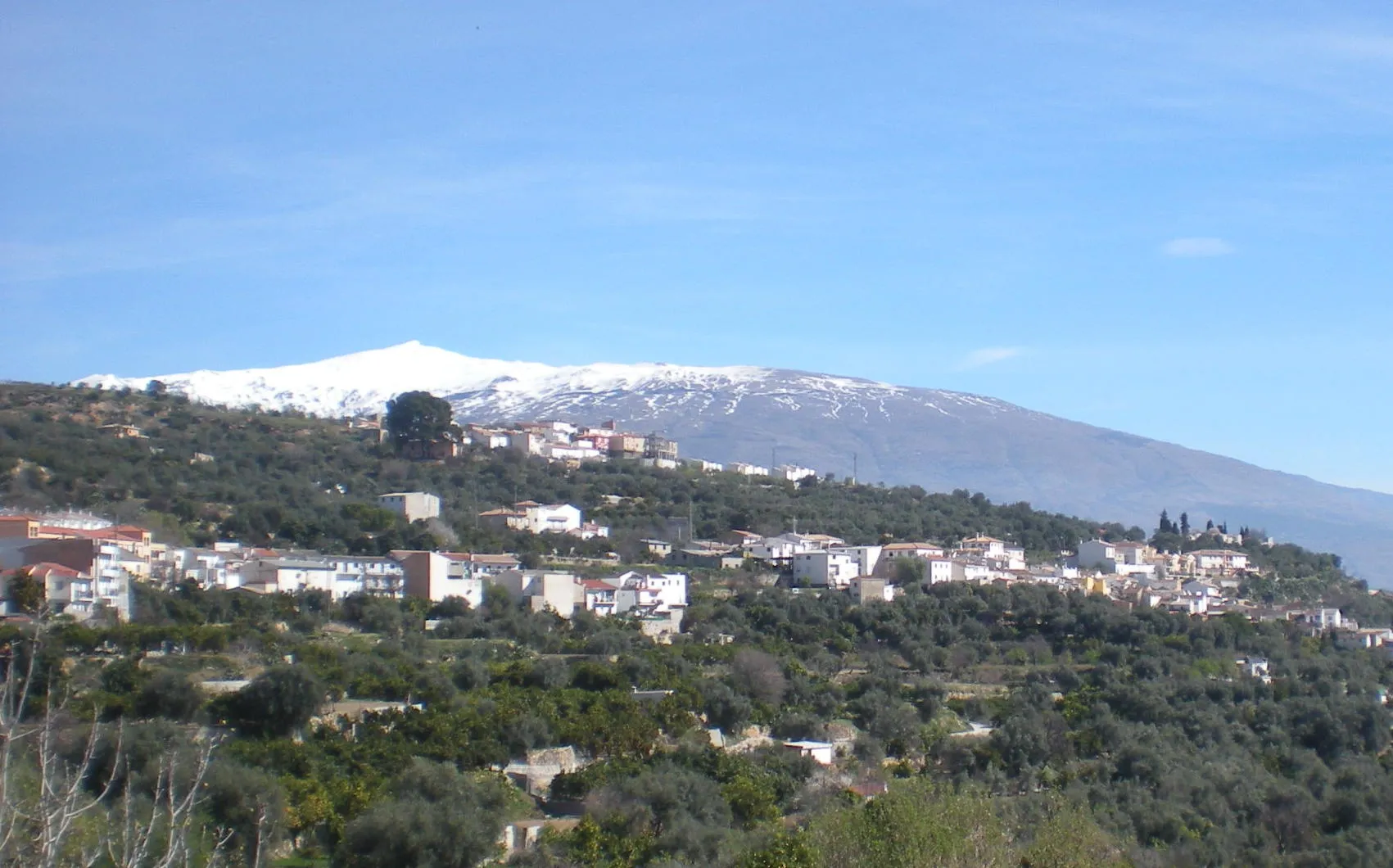 Photo showing: Vista de la localidad de Albuñuelas, en la provincia de Granada (España)