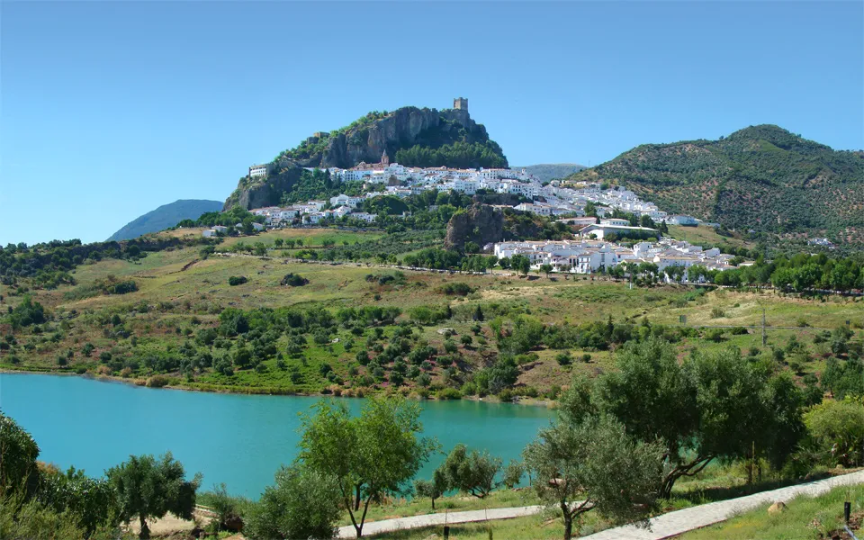 Photo showing: Zahara de la Sierra, Andalucía, España.
