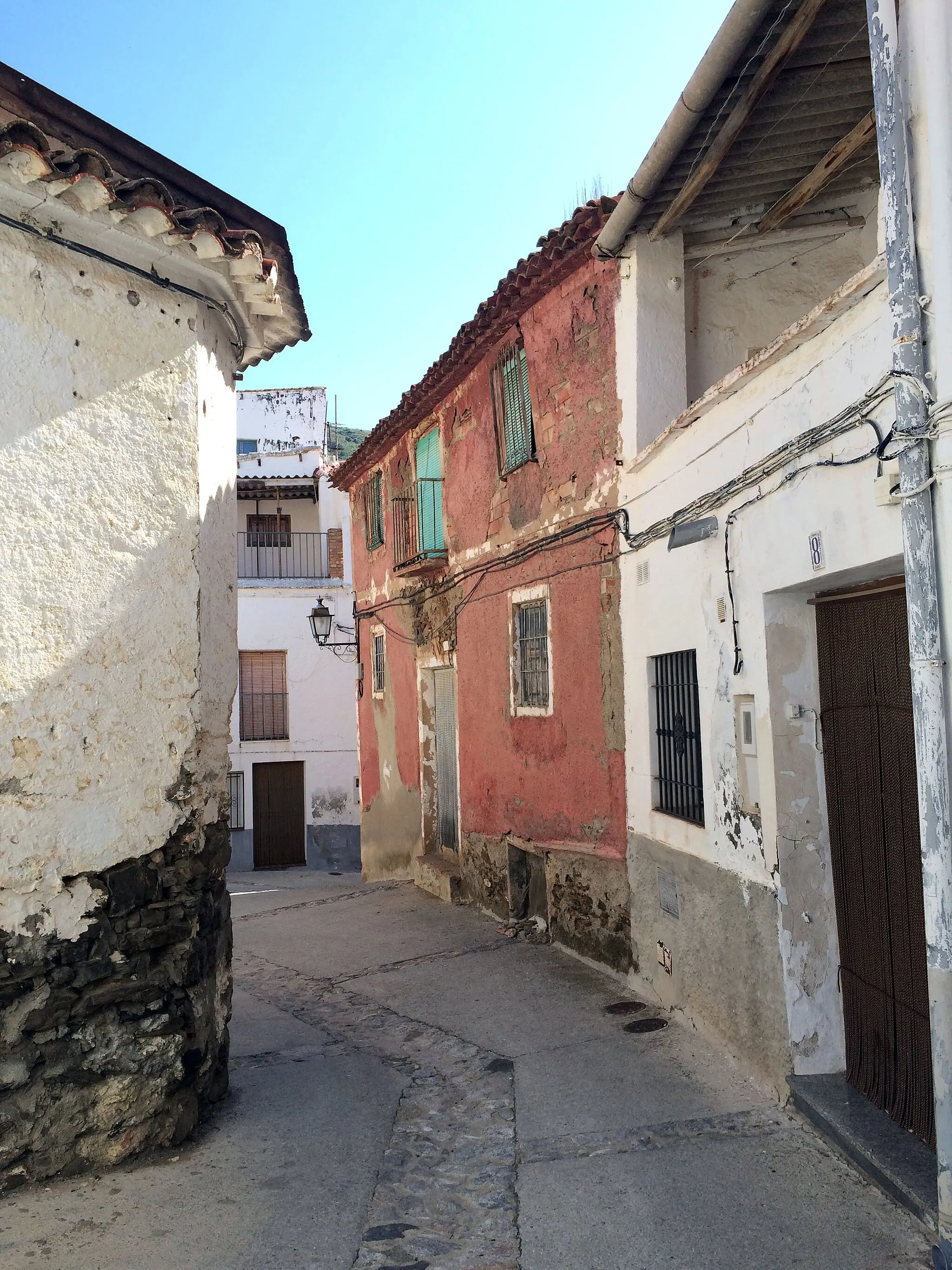 Photo showing: View on a street in the village of Polopos, Spain.