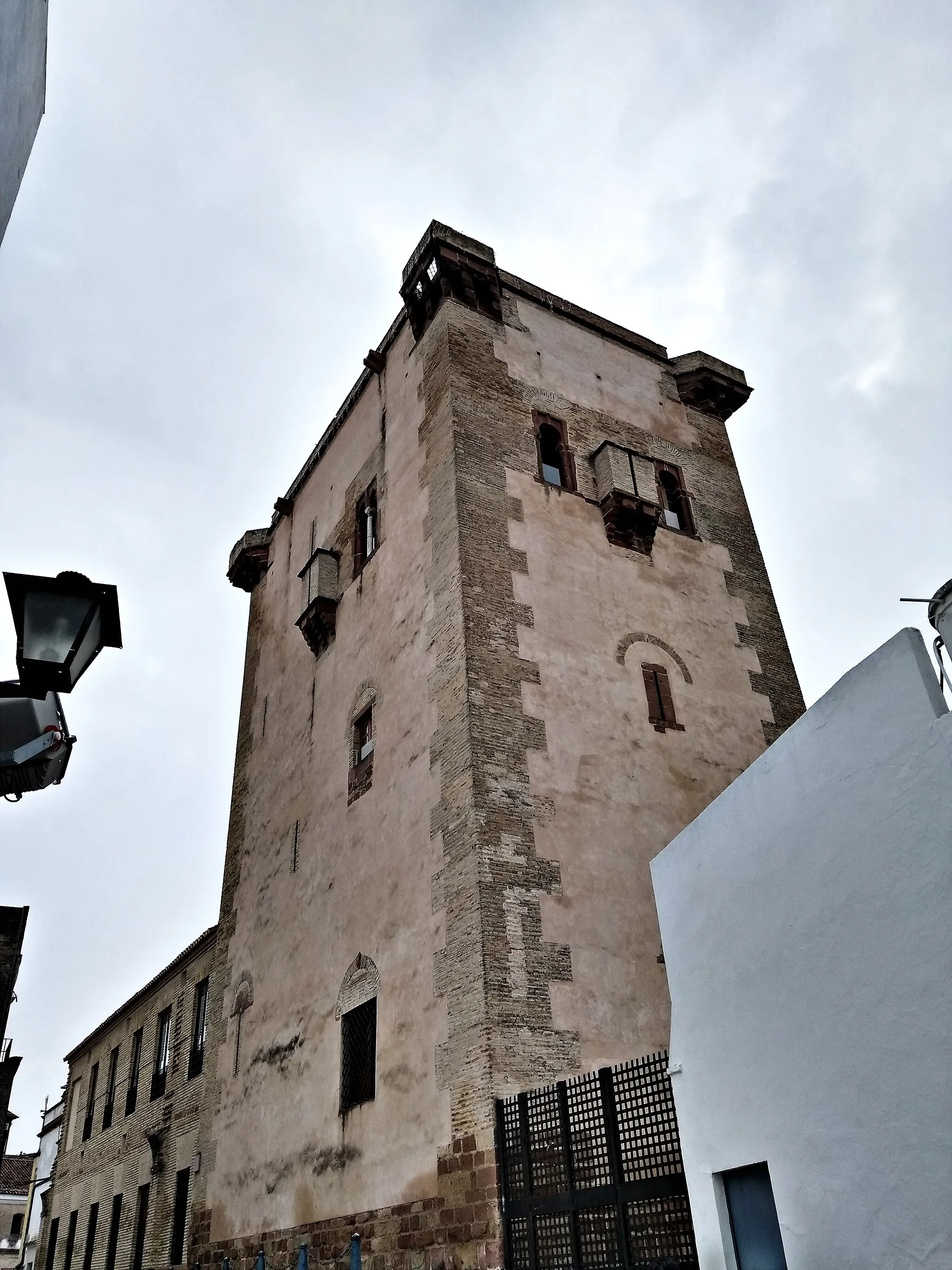 Photo showing: Torre de Garciméndez