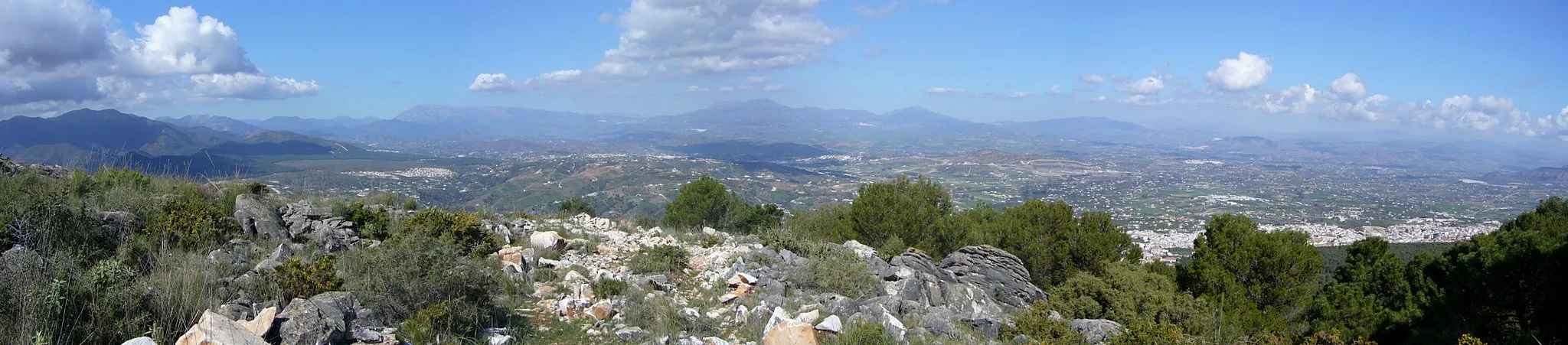 Photo showing: Foto panorámica del valle del guadalhorce visto desde