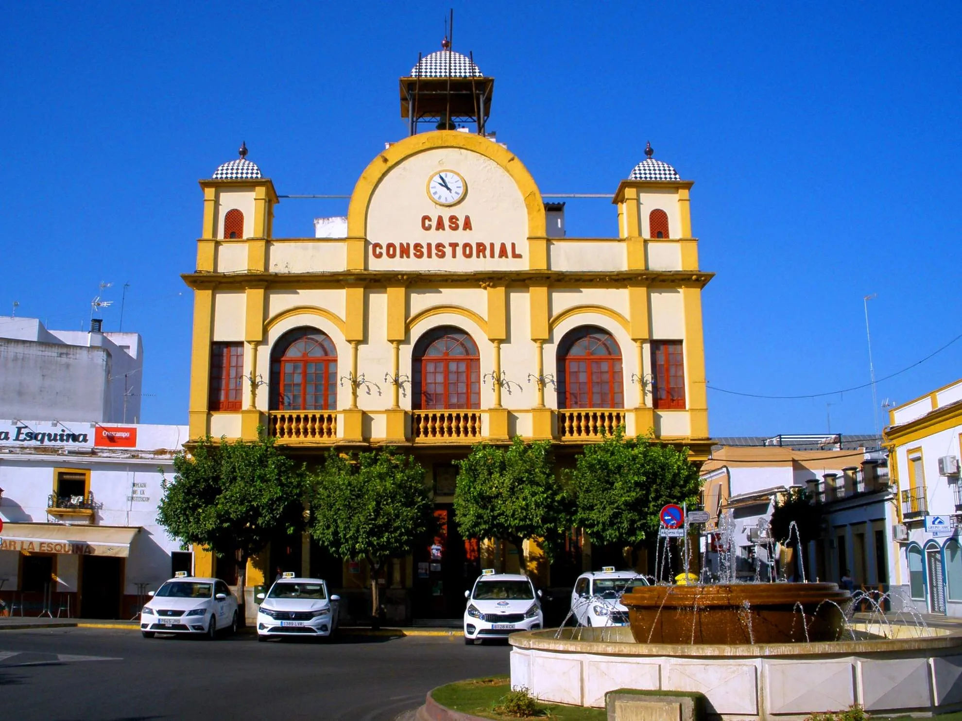 Photo showing: El Antiguo Ayuntamiento de Camas (Sevilla), en la Plaza de la Constitución