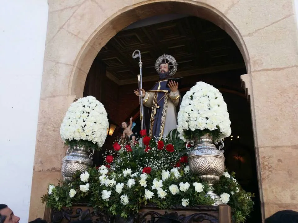 Photo showing: San Antonio Abad es Patron de Cuevas del Becerro desde 1938