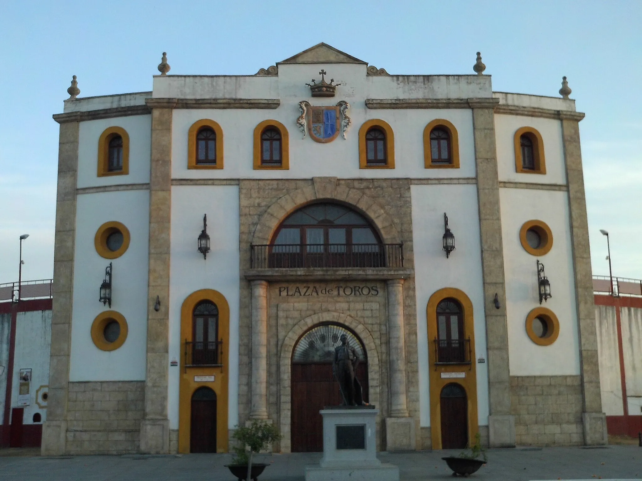 Photo showing: Plaza de Toros de Espartinas, en la provincia de Sevilla