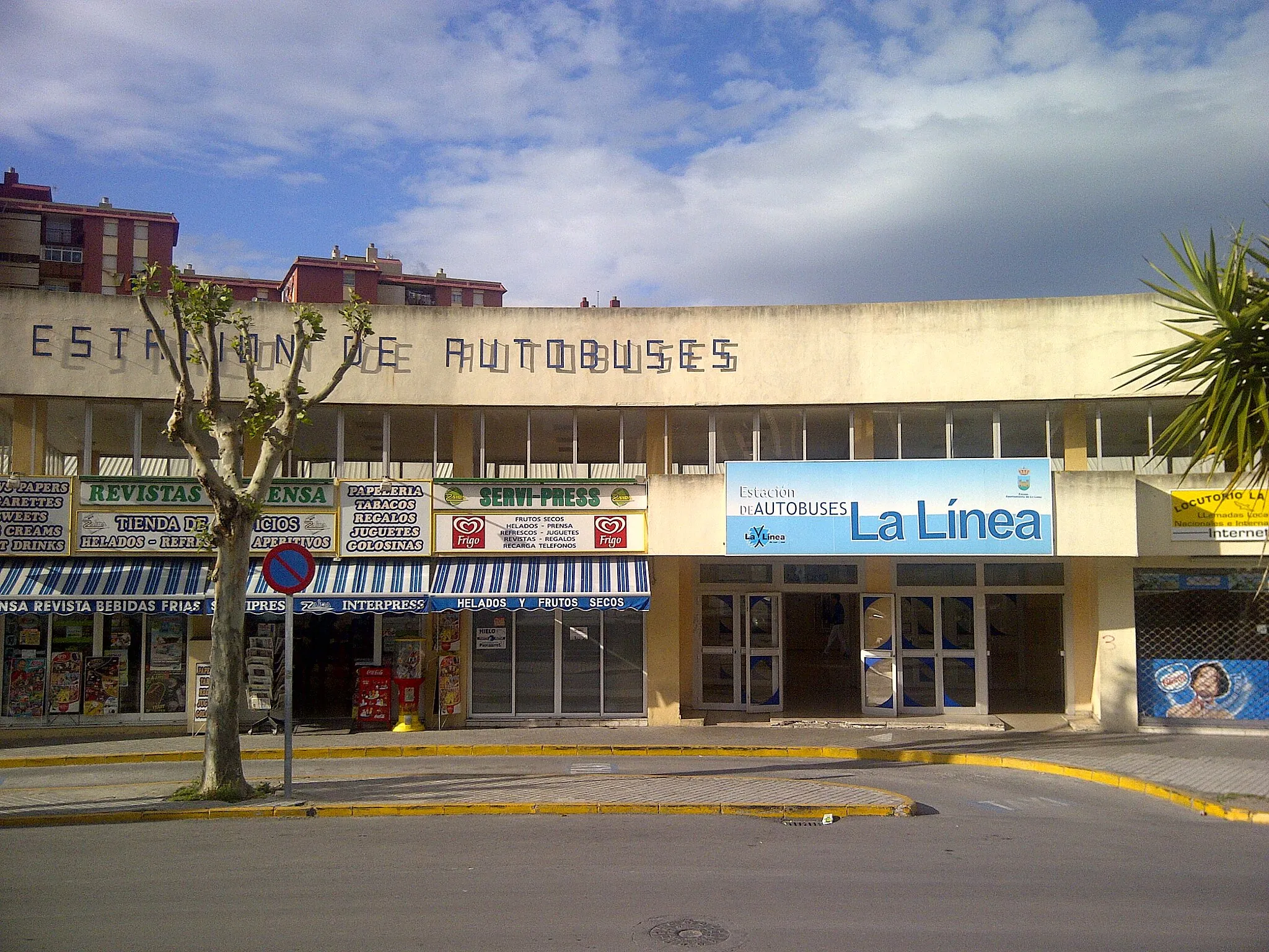 Photo showing: Bus station in La Línea de la Concepción, Spain.