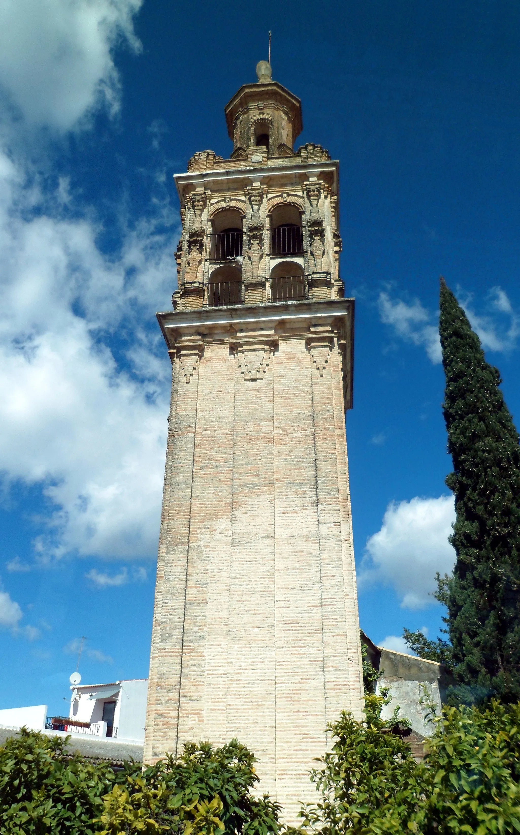 Photo showing: Torre de las Monjas en La Rambla, Córdoba (España).
