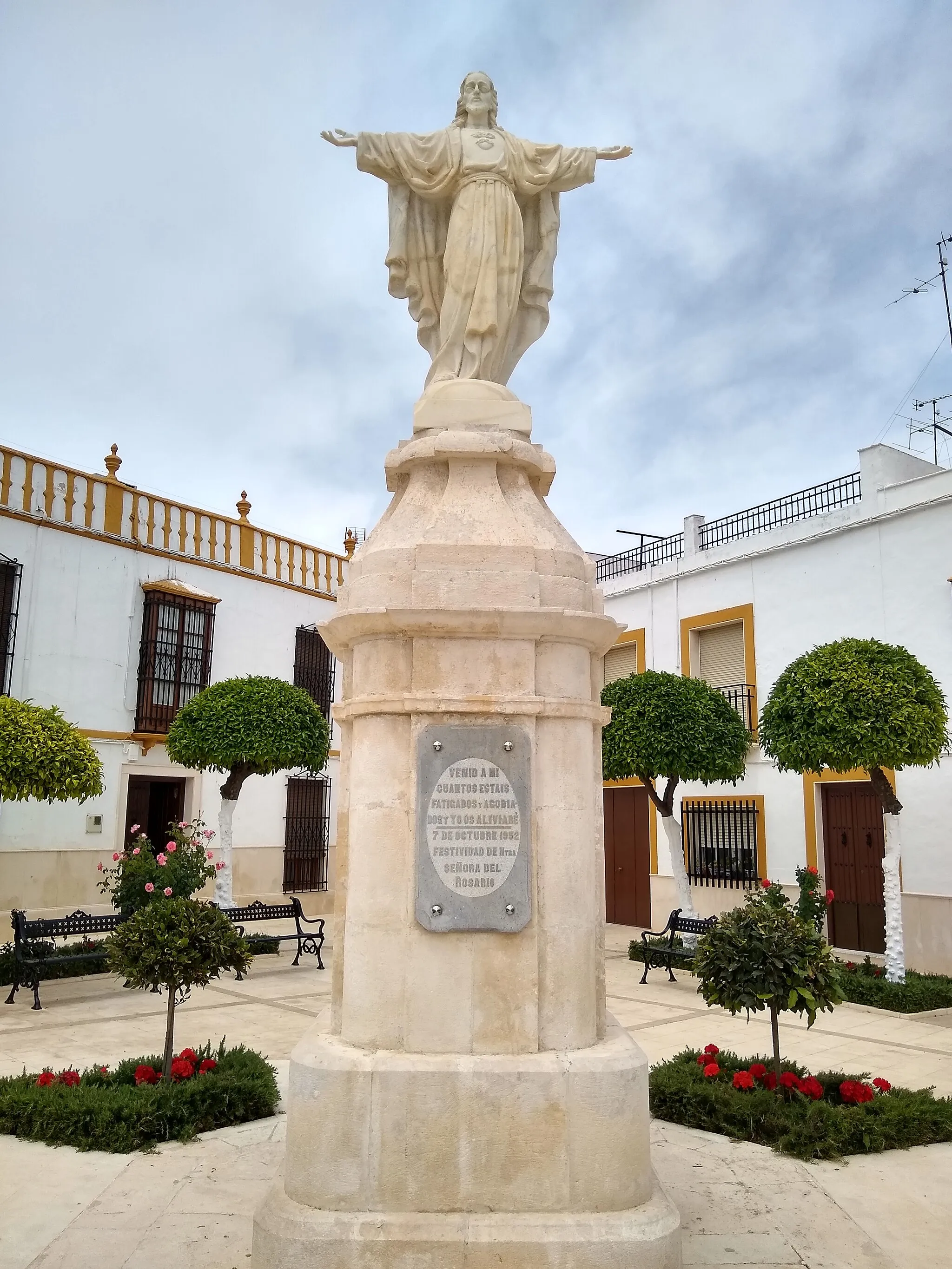 Photo showing: Monumento al Sagrado Corazón de Jesús. La Roda de Andalucía, provincia de Sevilla, Andalucía, España.