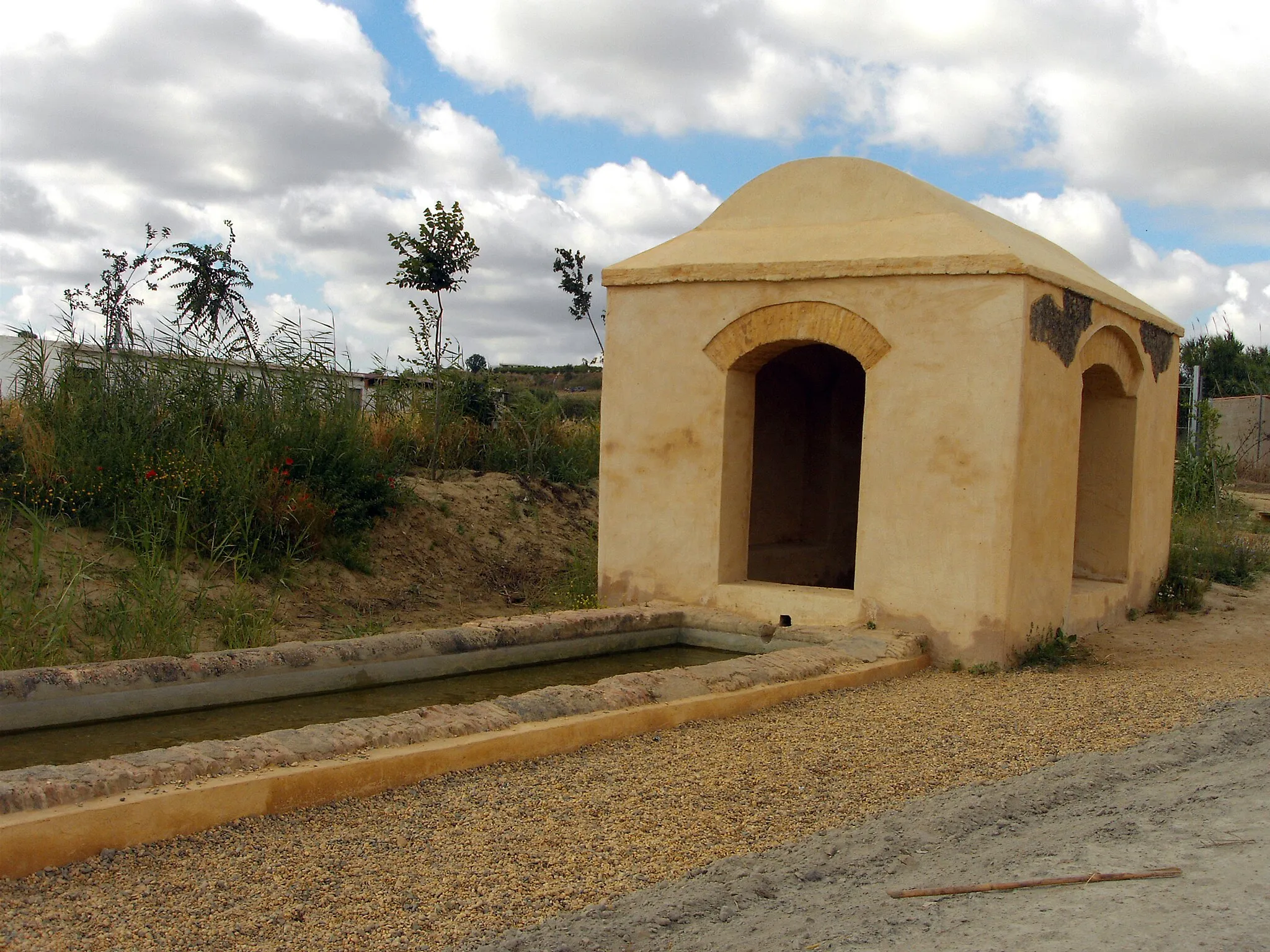 Photo showing: Fuente de Pinete en Moguer. (España)