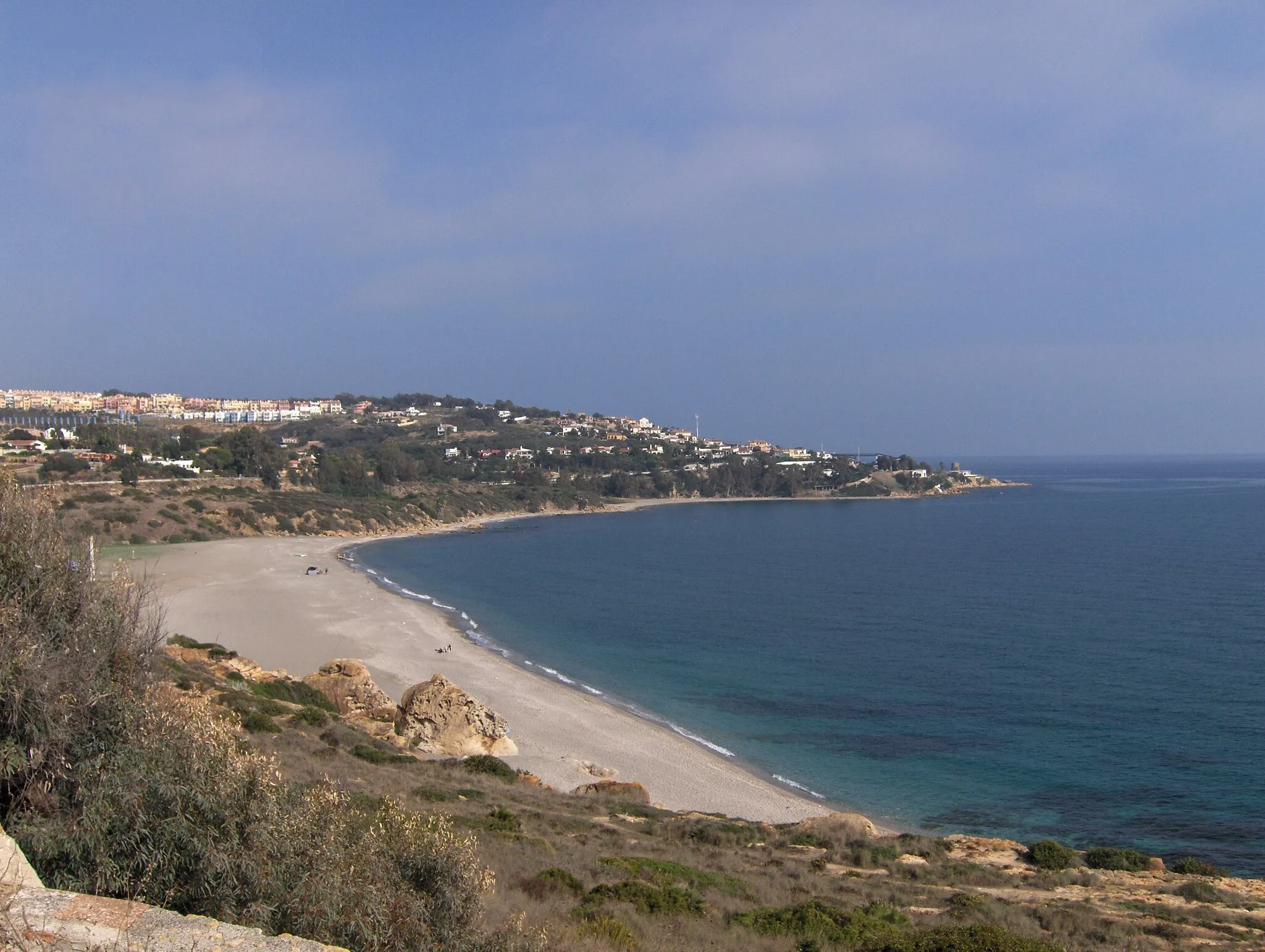 Photo showing: Punta Chullera (Manilva) vista desde Torreguadiaro (San Roque), España.