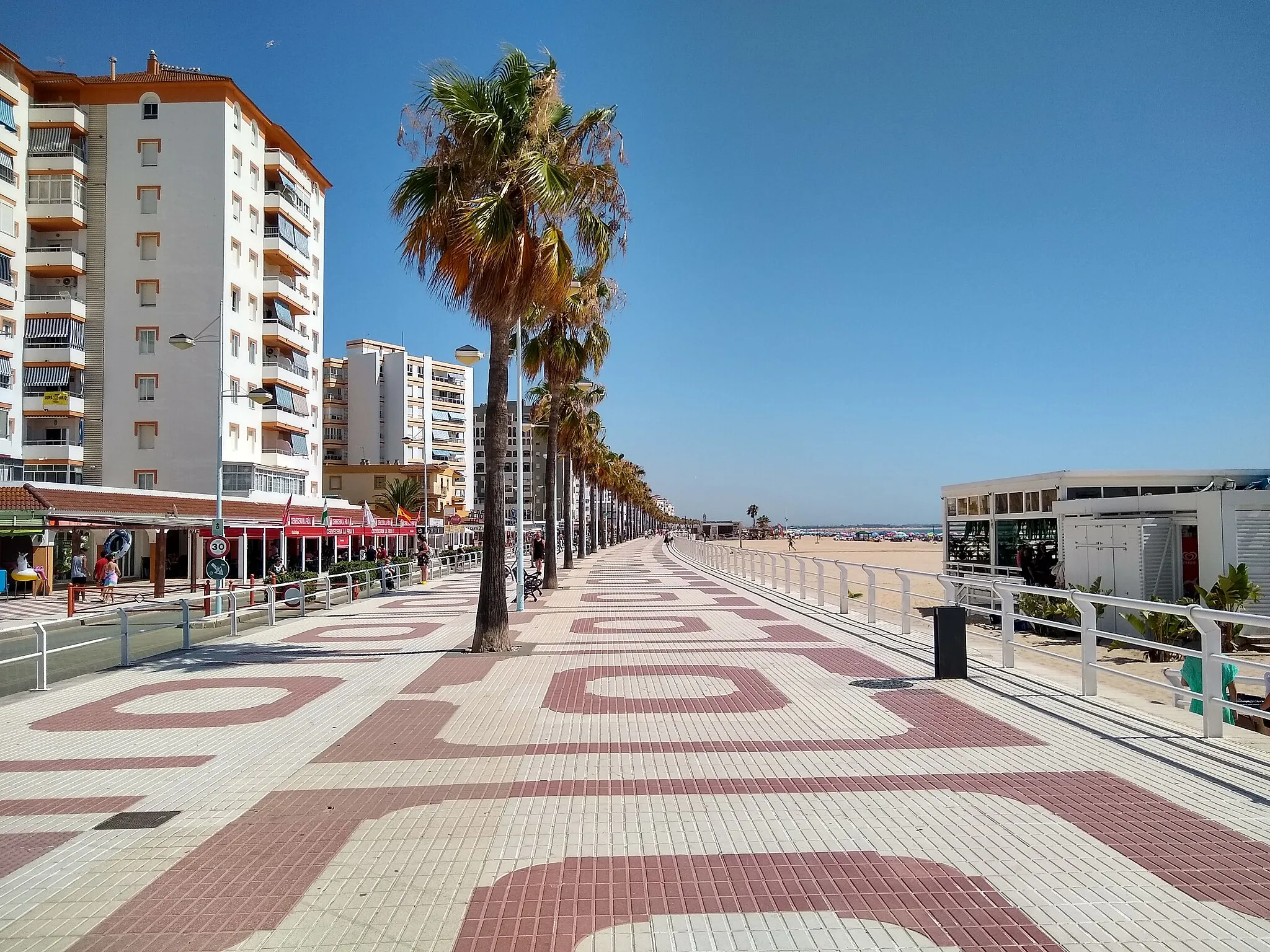 Photo showing: Paseo marítimo de Valdelagrana. El Puerto de Santa María, provincia de Cádiz, Andalucía, España.