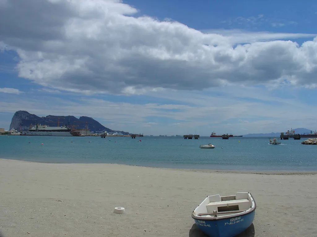 Photo showing: Gibraltarreko ikuspegia Puente Mayorgatik.