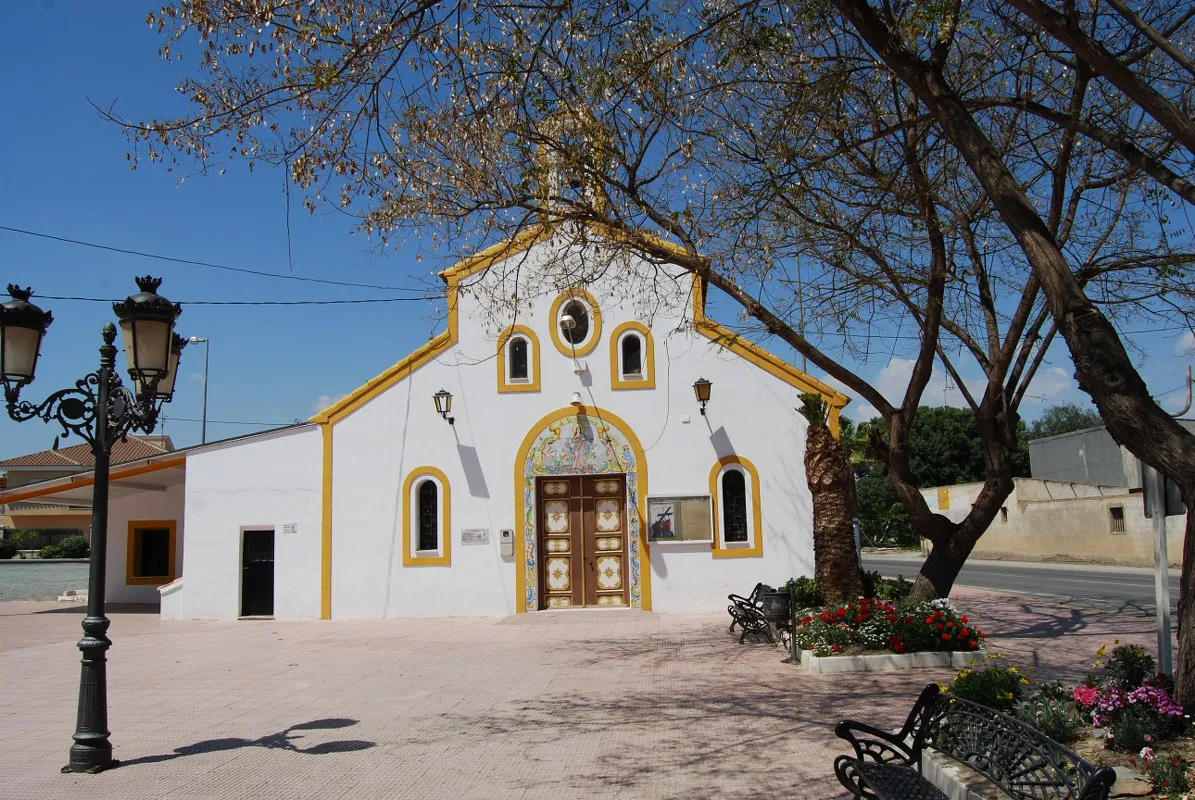 Photo showing: Vista frontal de la Ermita de la pedanía del Esparragal de Puerto Lumbreras