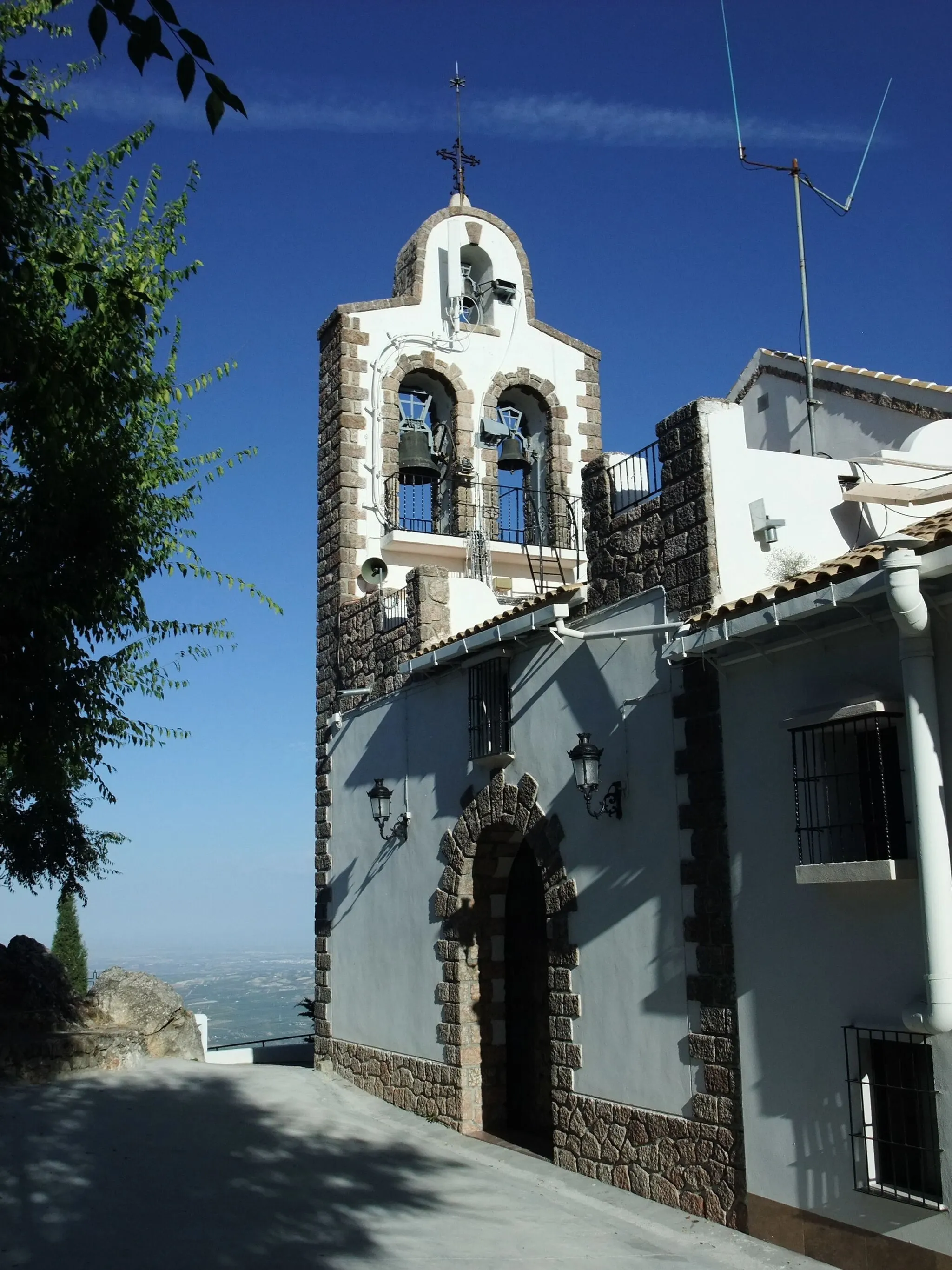 Photo showing: Chapel Virgen de la Sierra near Cabra, Province Córdoba, Spain