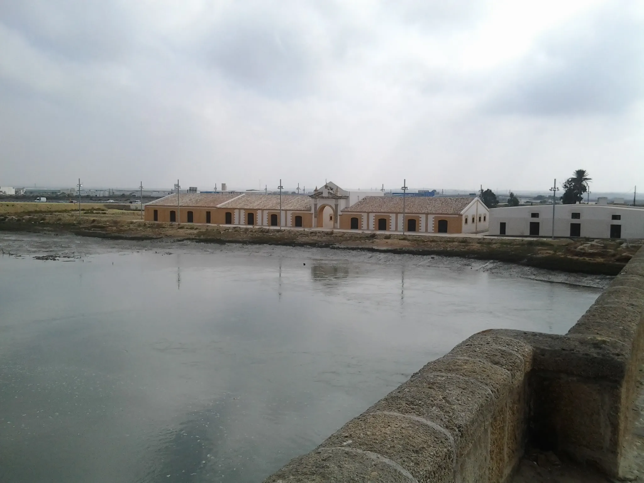 Photo showing: Vista general del Real Carenero desde el Puente Zuazo