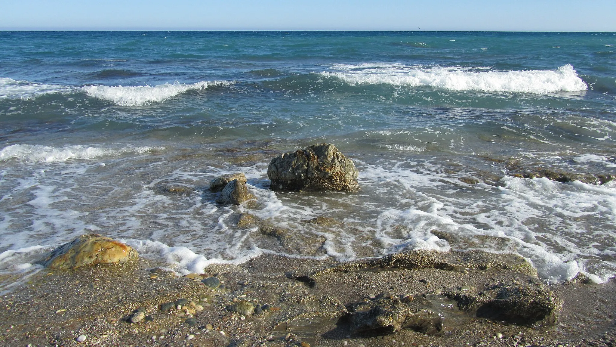 Photo showing: Mojácar playa - cueva del lobo - rocas