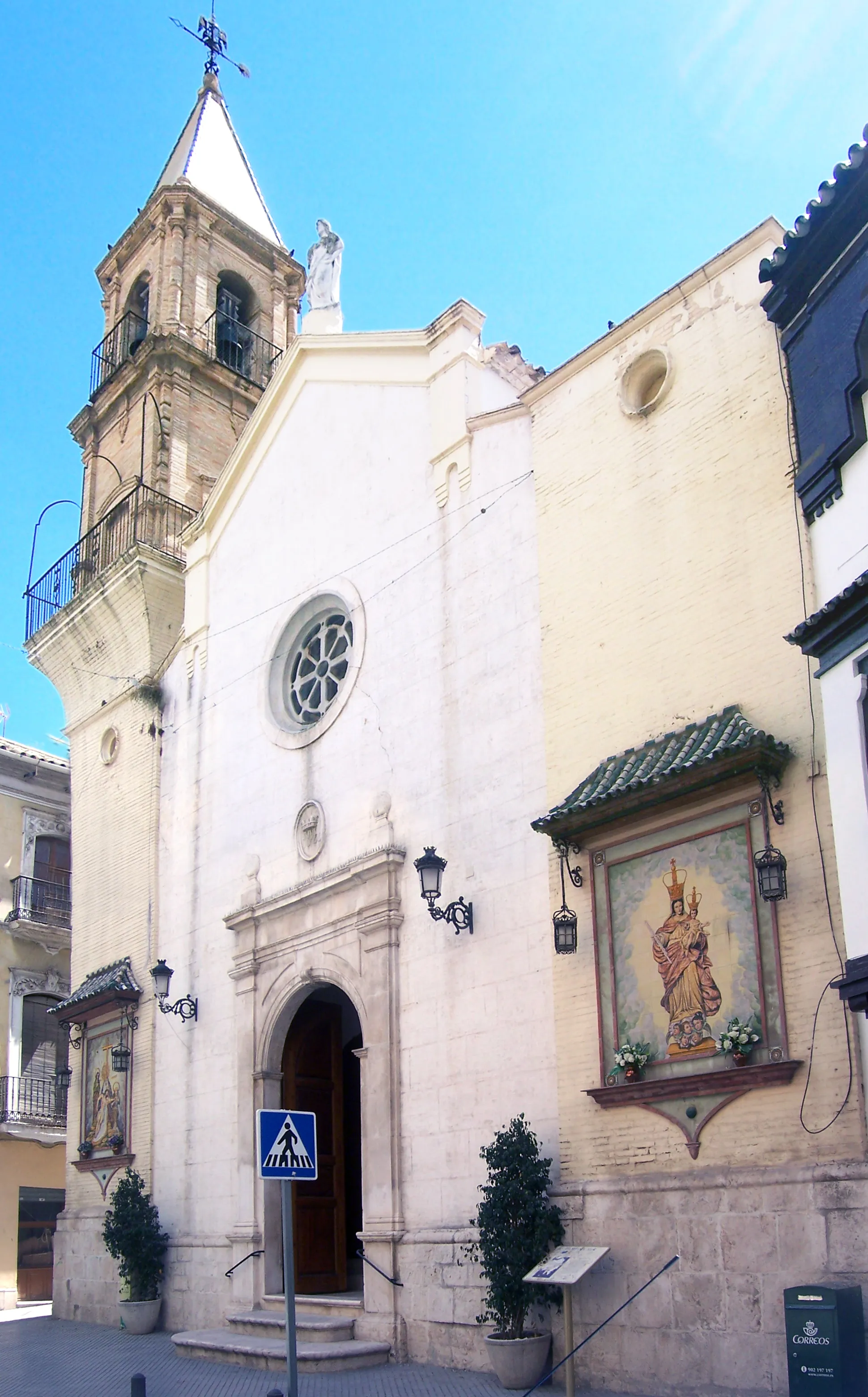 Photo showing: Parish church of La Purificación.