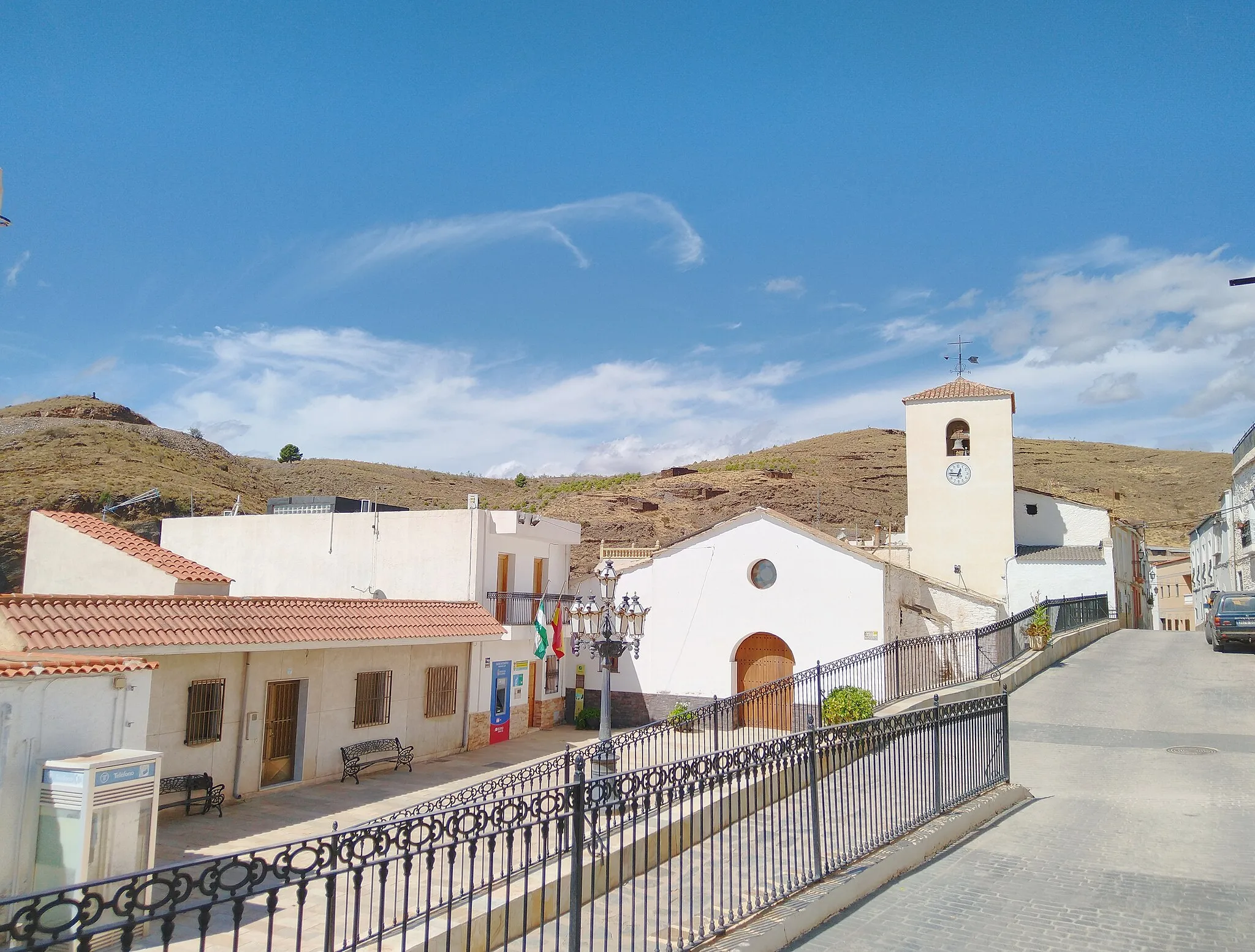 Photo showing: Imagen de la localidad de Escúllar, en el municipio de Las Tres Villas, provincia de Almería (España), en una acción de la Escuela de Wikicronistas patrocinado por la Diputación de Almería.