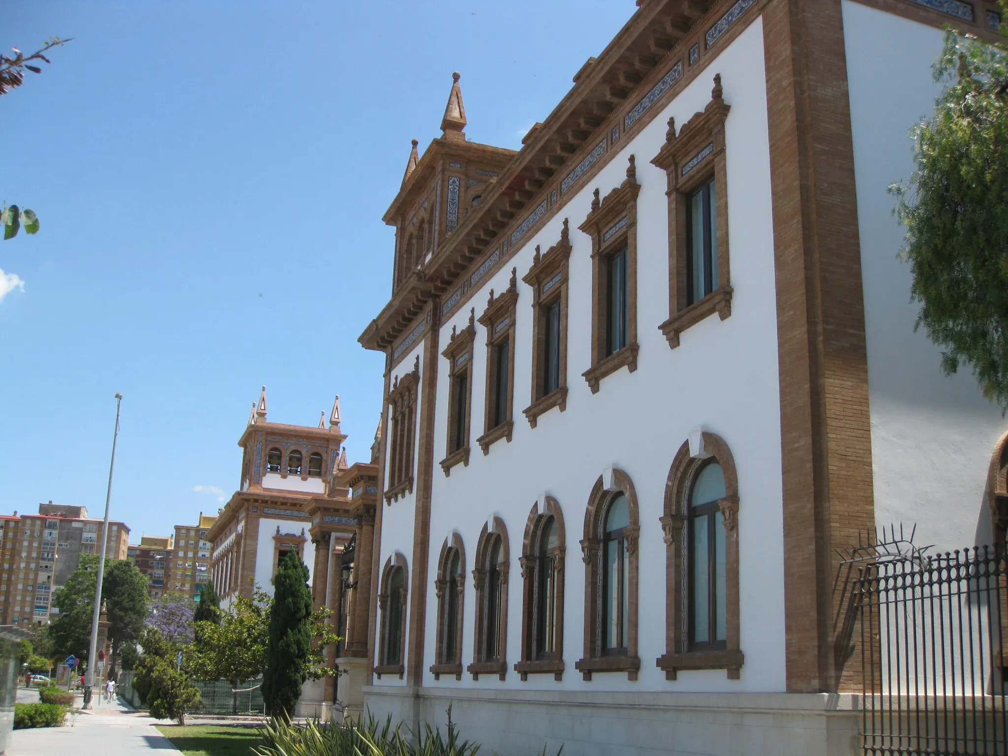 Photo showing: Old tobacco factory, Málaga, Spain