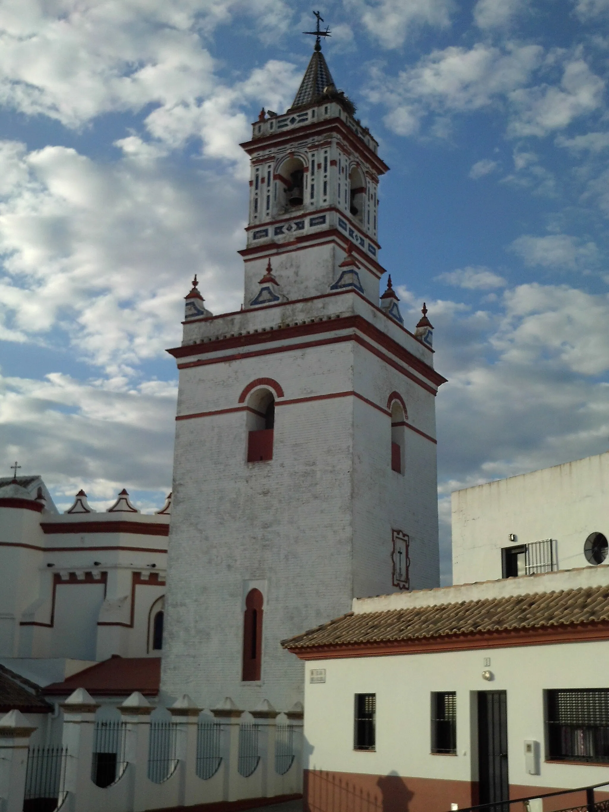 Photo showing: Campanario de la iglesia parroquial de San Pablo, Aznalcázar, provincia de Sevilla, Andalucía, España.