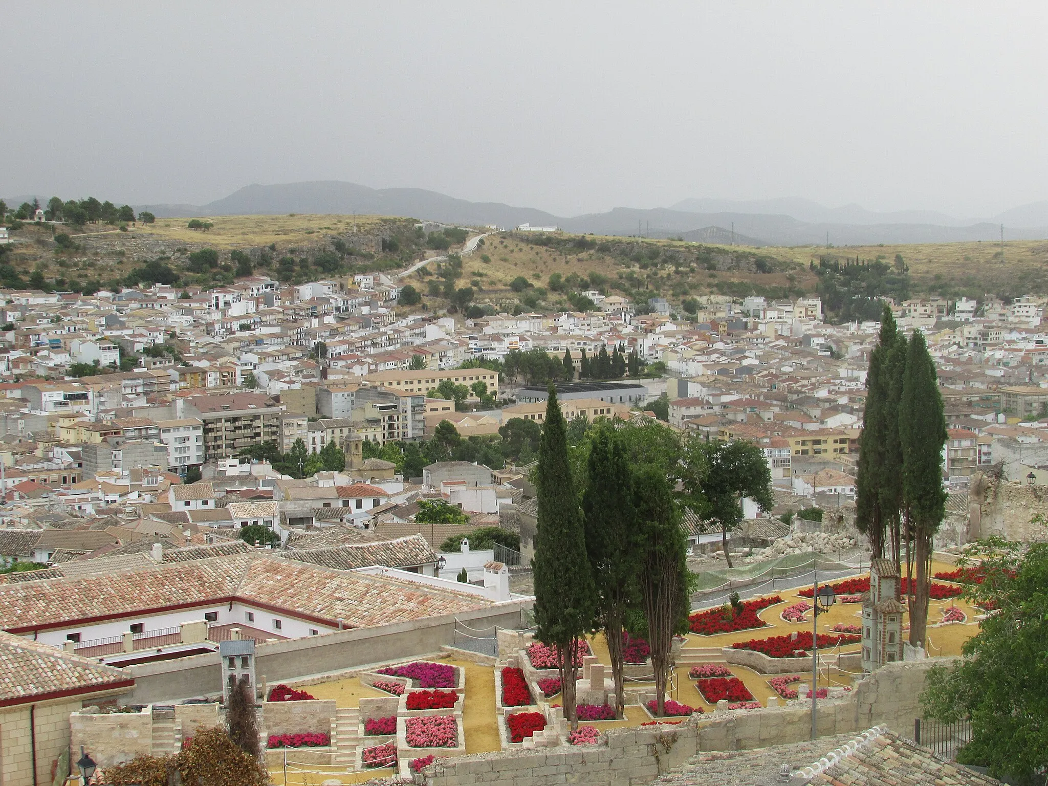 Photo showing: A view of the town of Alcalá la Real, Andallusia, Spain.