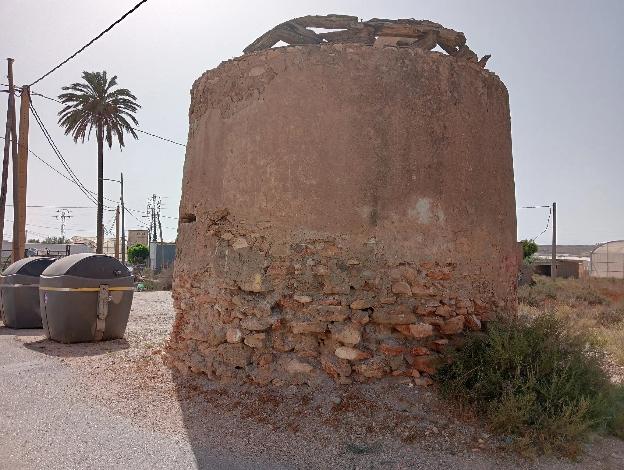 Photo showing: Antigua Molina para extraer agua en Ruescas