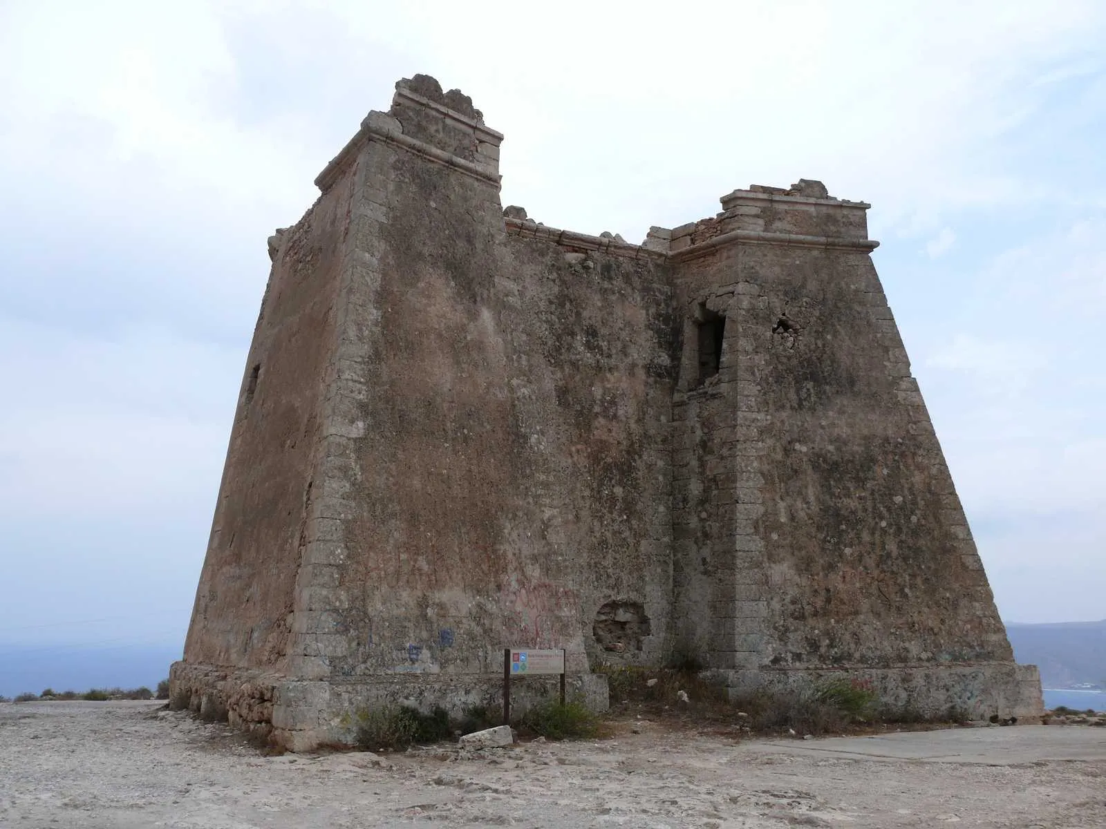 Photo showing: Torre Artillada de La Mesa de Roldan Siglos XVIII-XIX