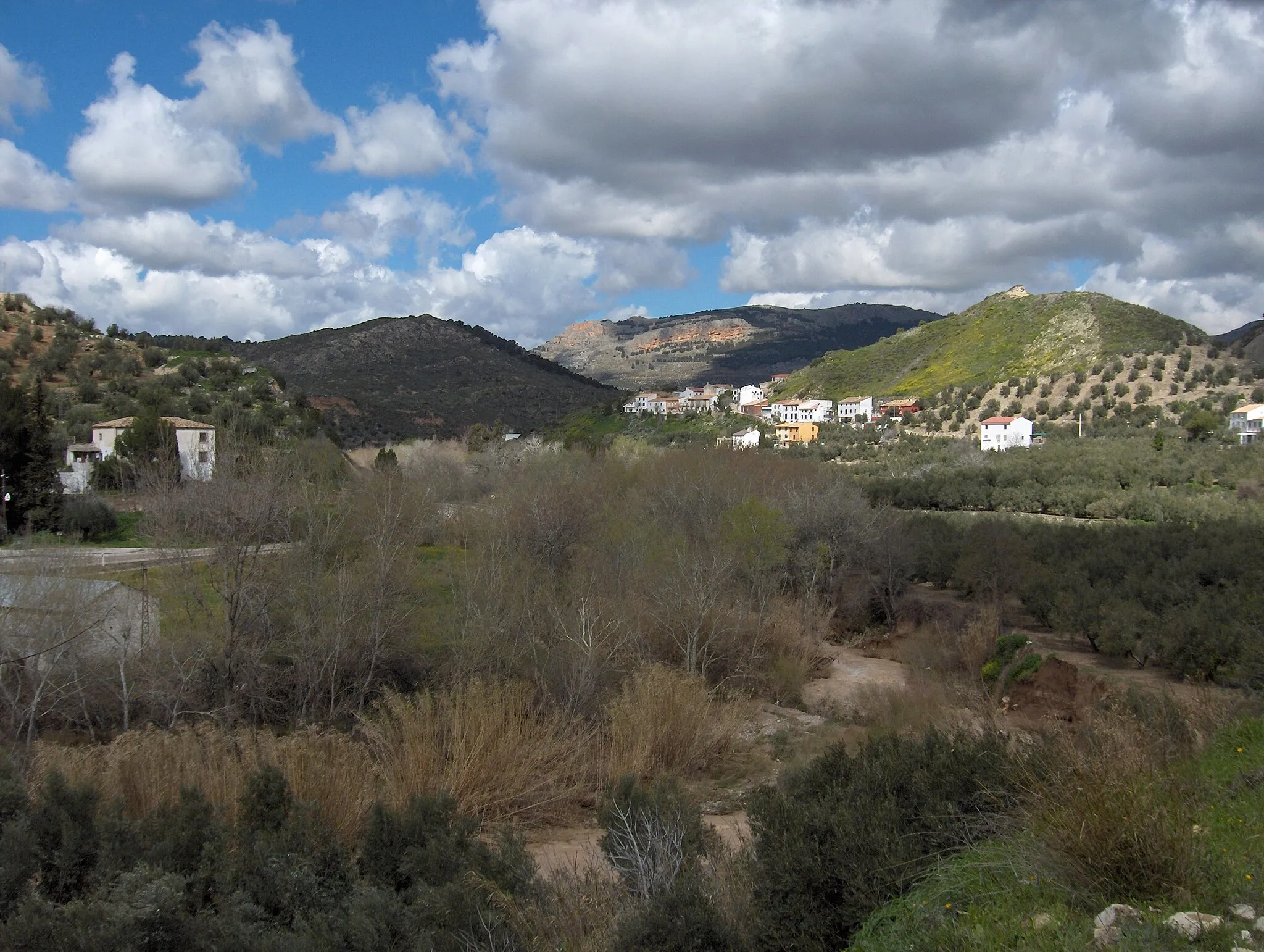 Photo showing: Rio Guadalbullón a su paso por La Cerradura.