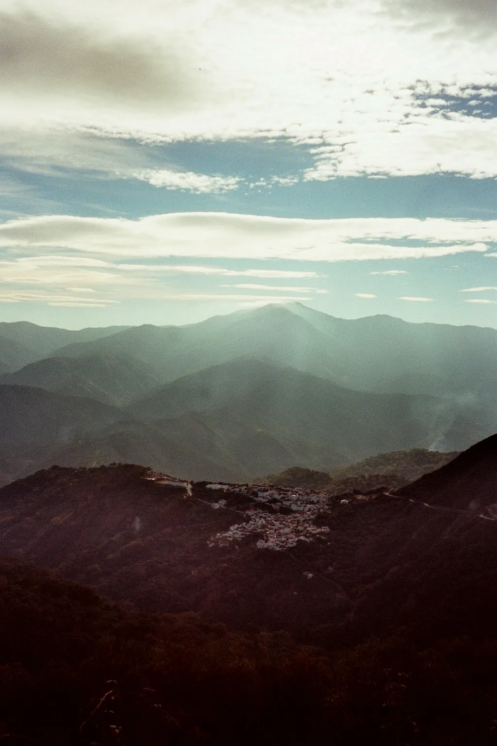 Photo showing: Benarrabá, Prov. Malaga, Spain. (In the background to the left, mountains of Los Reales de Sierra Bermeja).