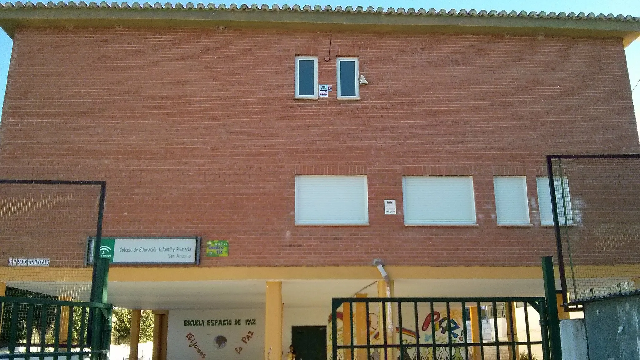 Photo showing: Colegio público de Alamedilla