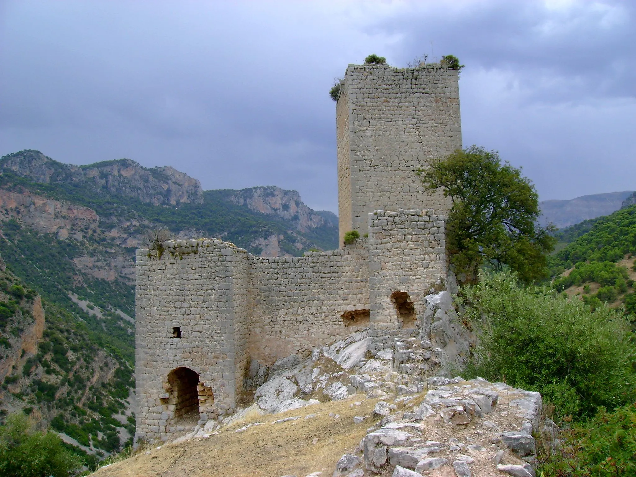 Photo showing: Castillo de Otíñar (Jaén)