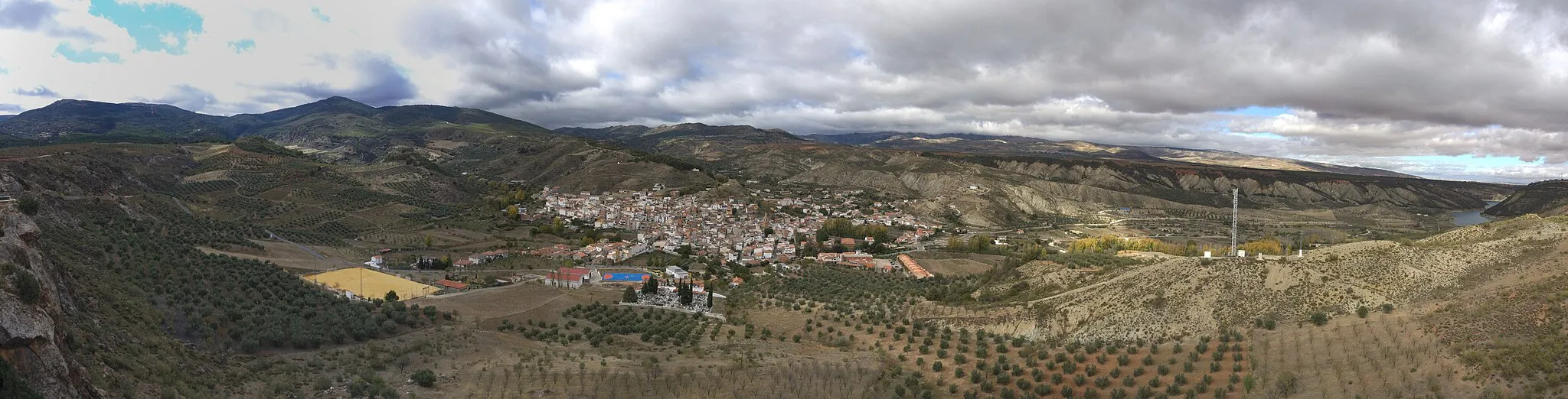 Photo showing: View of La Peza, in the province of Granada, Spain