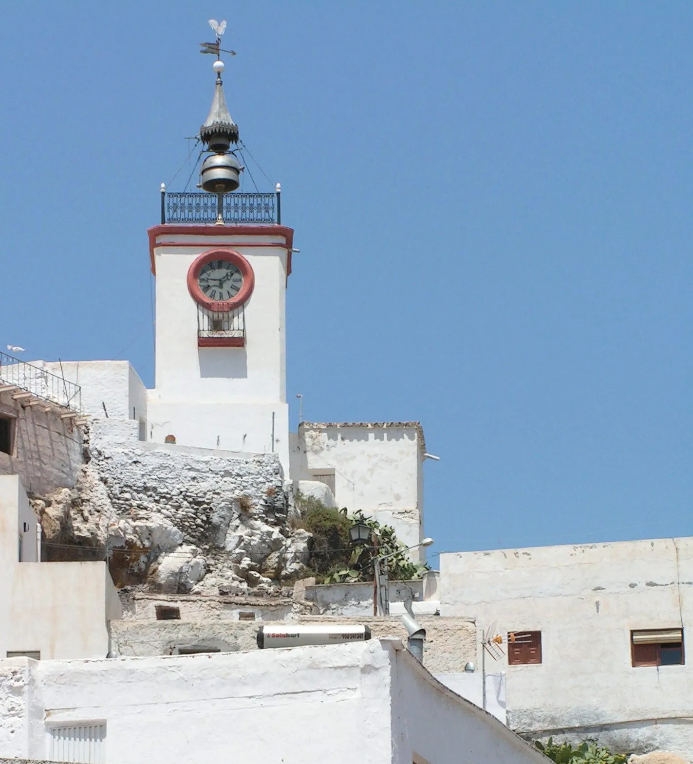 Photo showing: White tower, blue sky